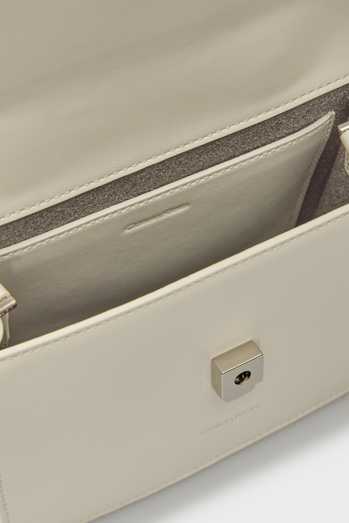 Женская белая сумка CK LINN TOP HANDLE CROSSBODY 5