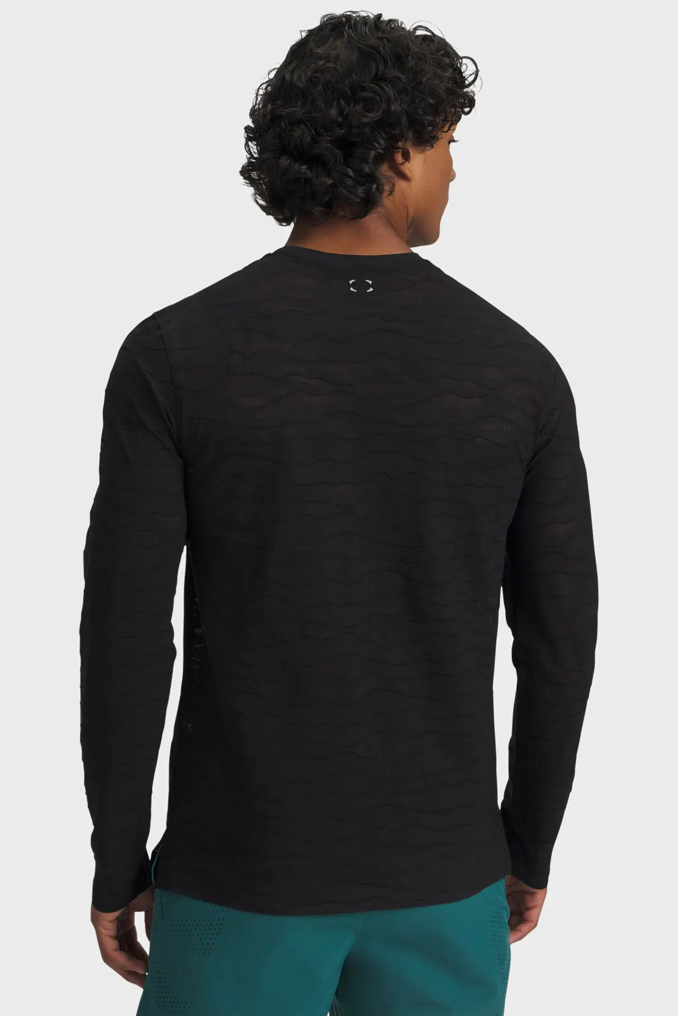 Лонгслив UA Halo Jacquard LS 3