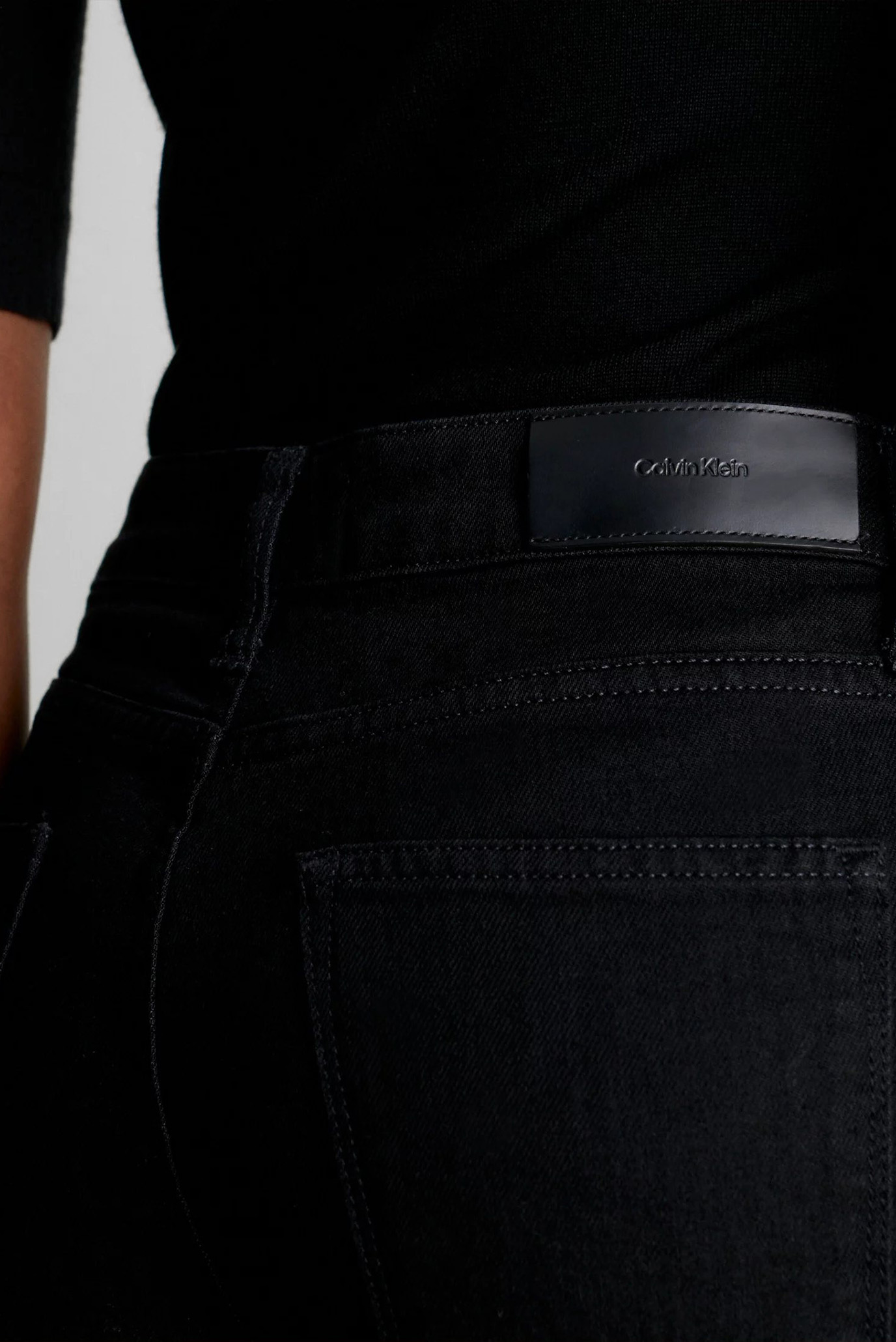 Женские черные джинсы MID RISE SLIM 9