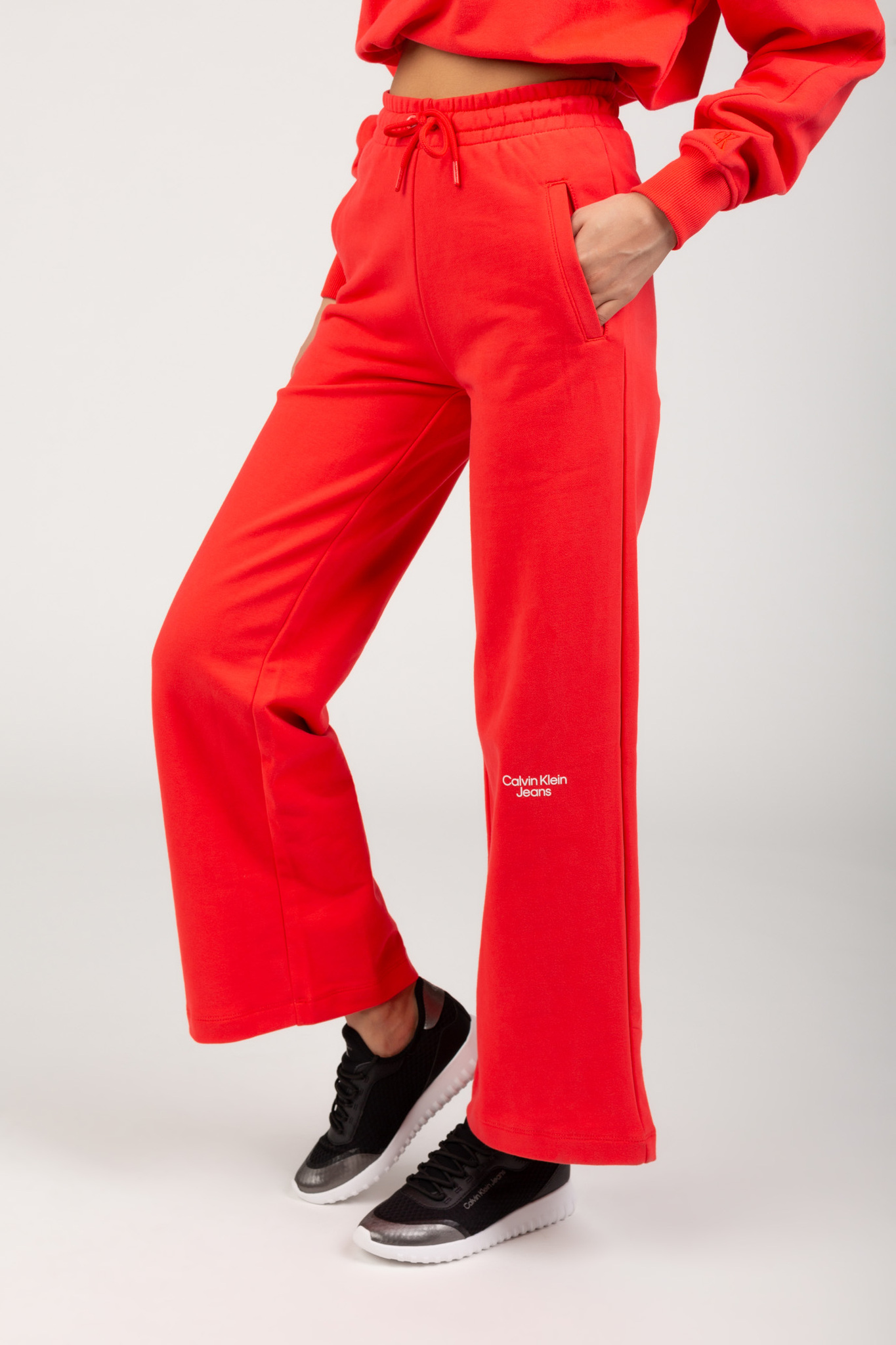 Женские красные спортивные брюки Calvin Klein Jeans Женские красные спортивные брюки 2