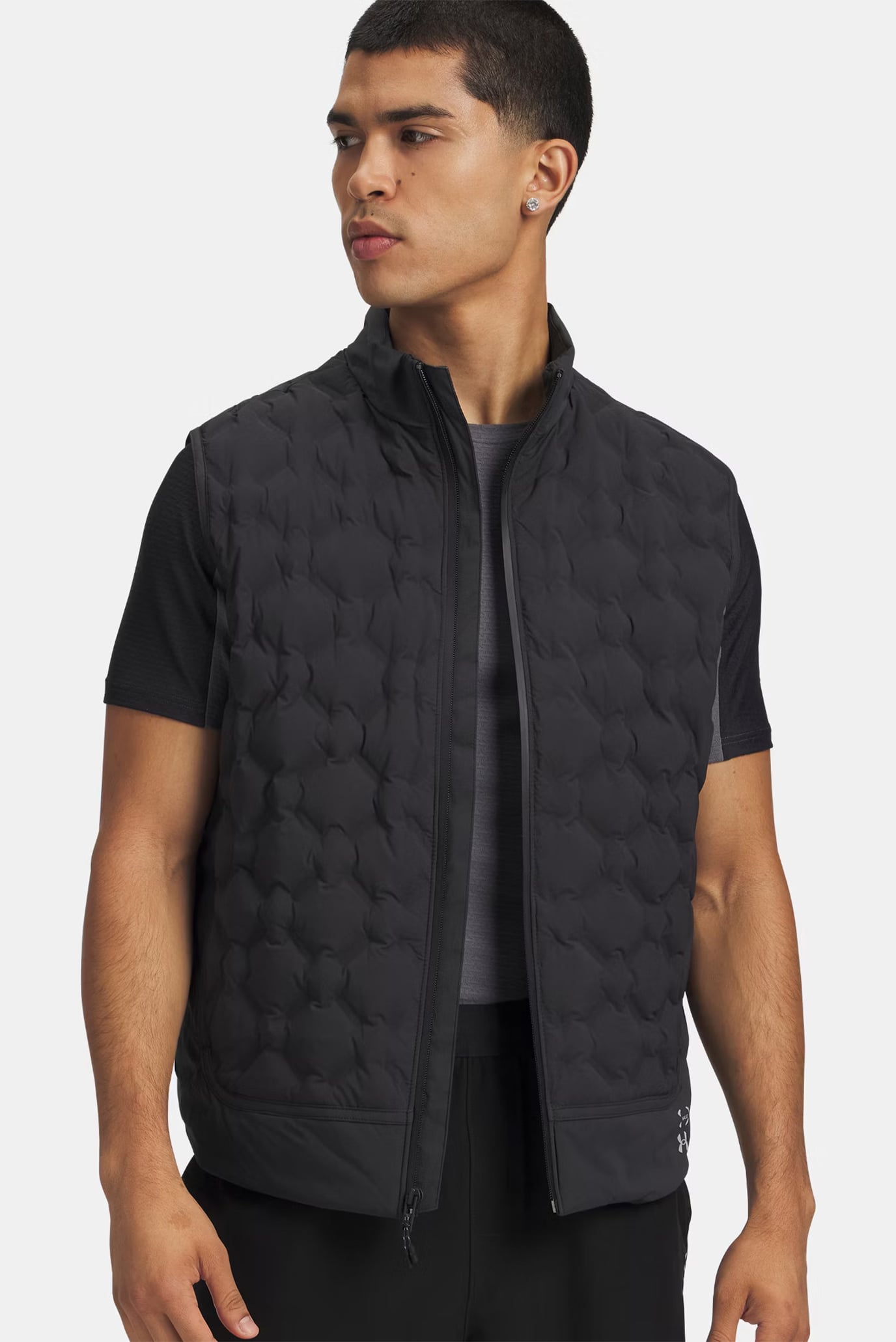 Лонгслив UA Halo Vest 1