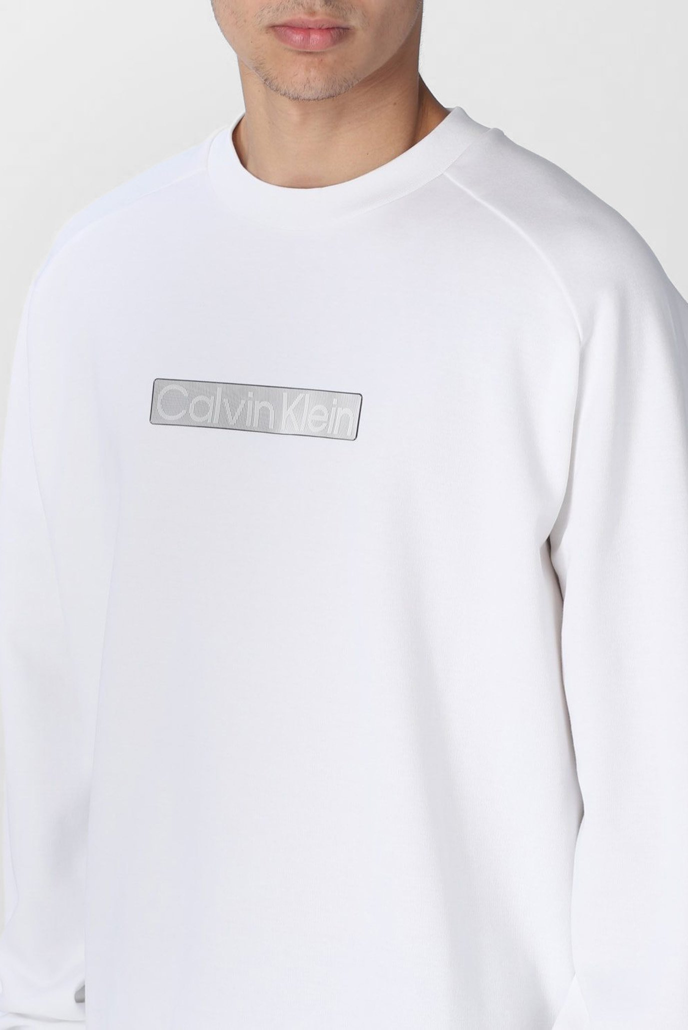 Свитшот 3D LOGO PATCH SWEATSHIRTCalvin Klein Свитшот 3D LOGO PATCH SWEATSHIRT 4