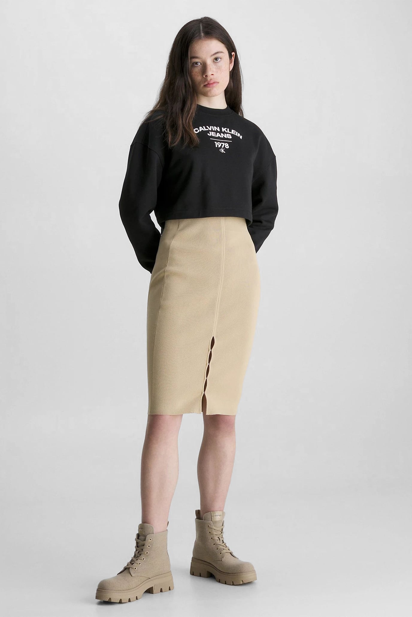 Свитшот VARSITY LOGO CREWNECK 5