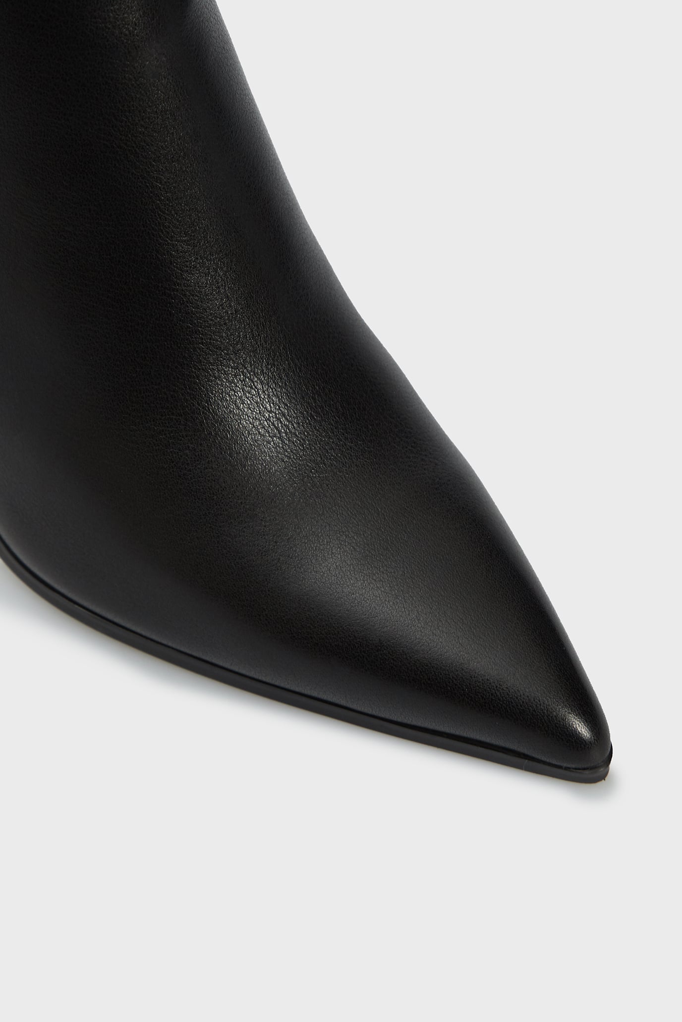 Женские черные кожаные ботильоны Kattis 4