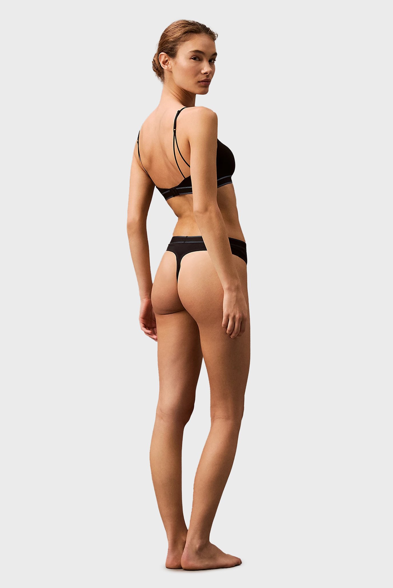 Женские черные трусики THONG 4