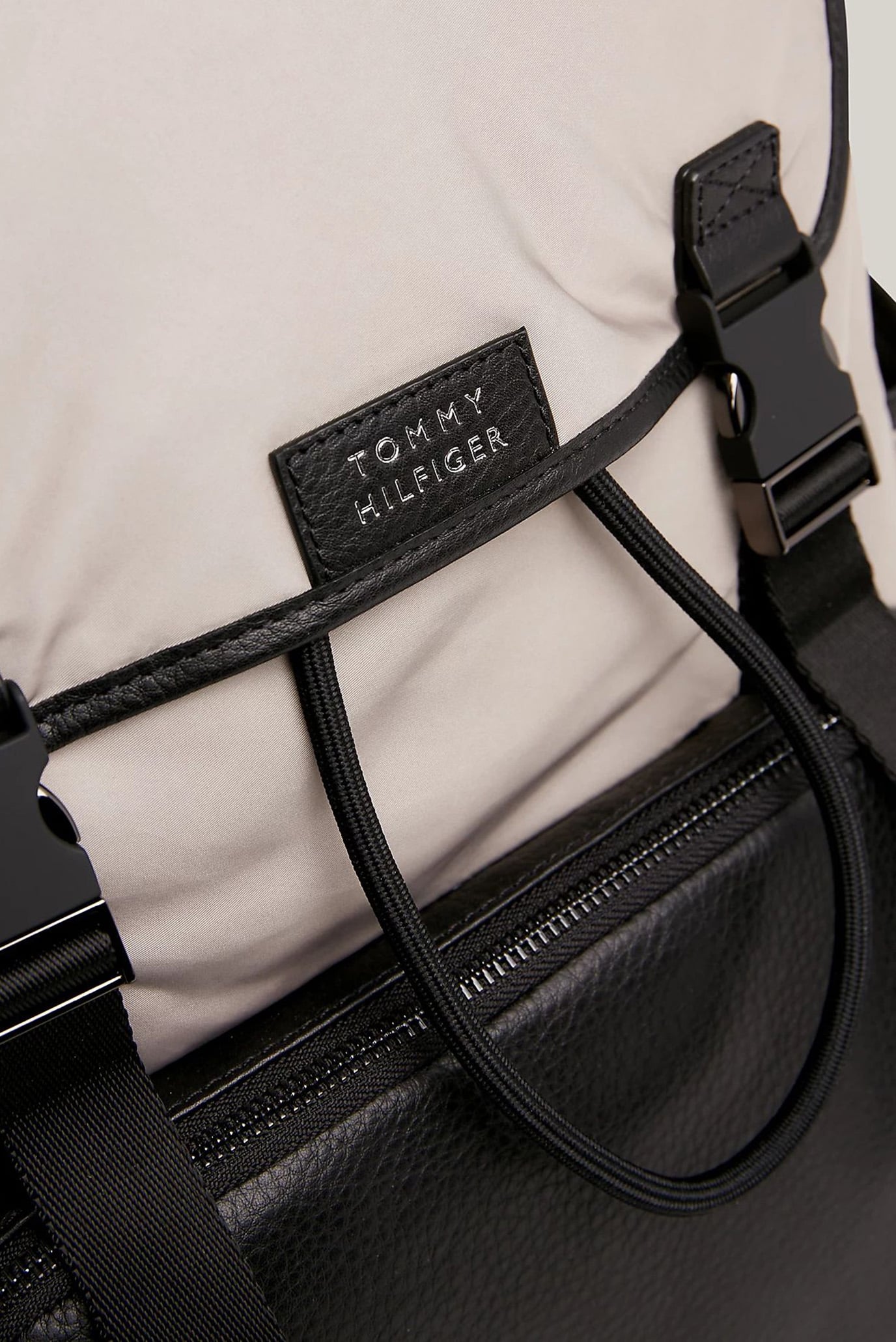 Рюкзак TH LUX NYLON FLAP BACKPACK 4