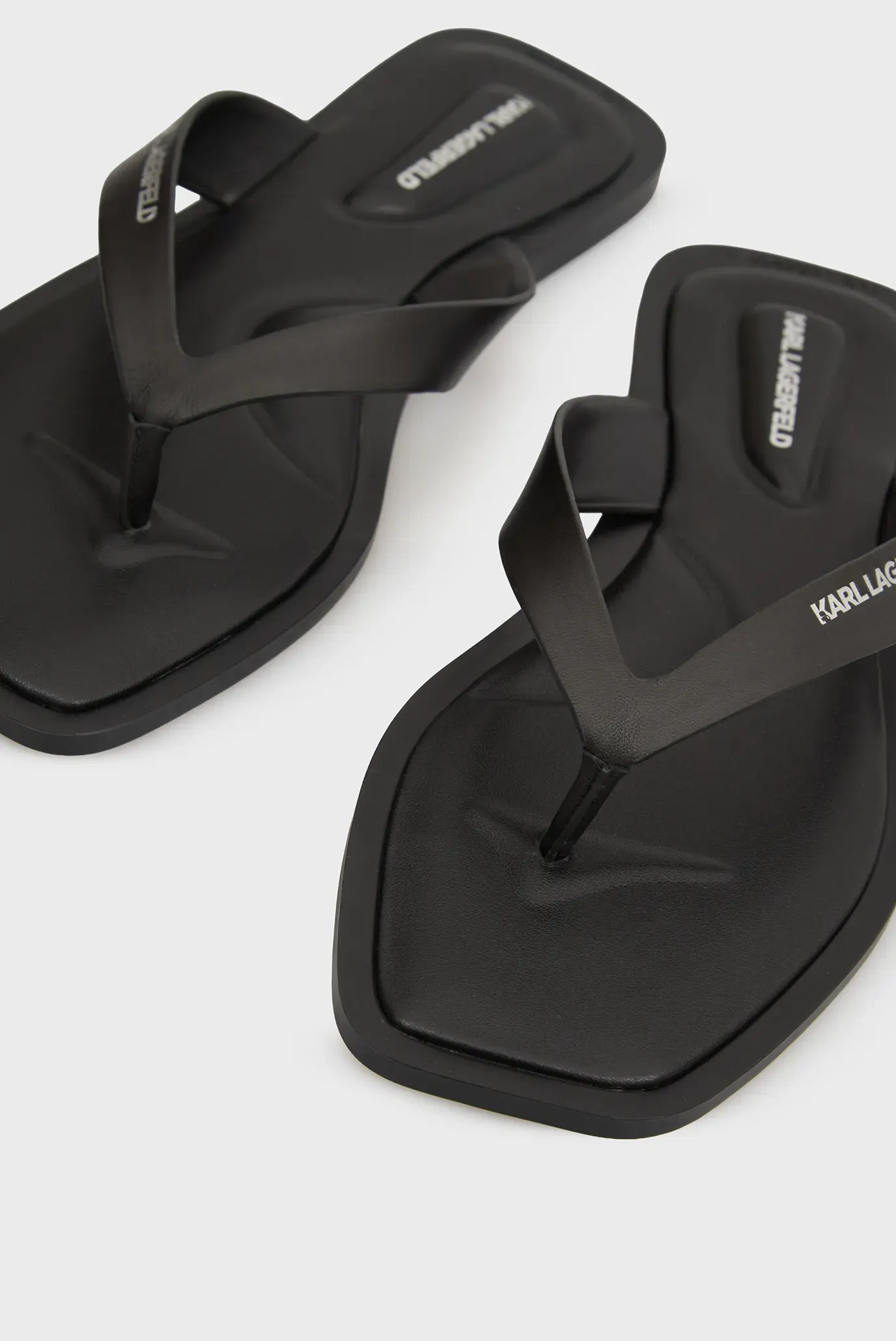 Сандалии BRIO II Thong Sandal 2