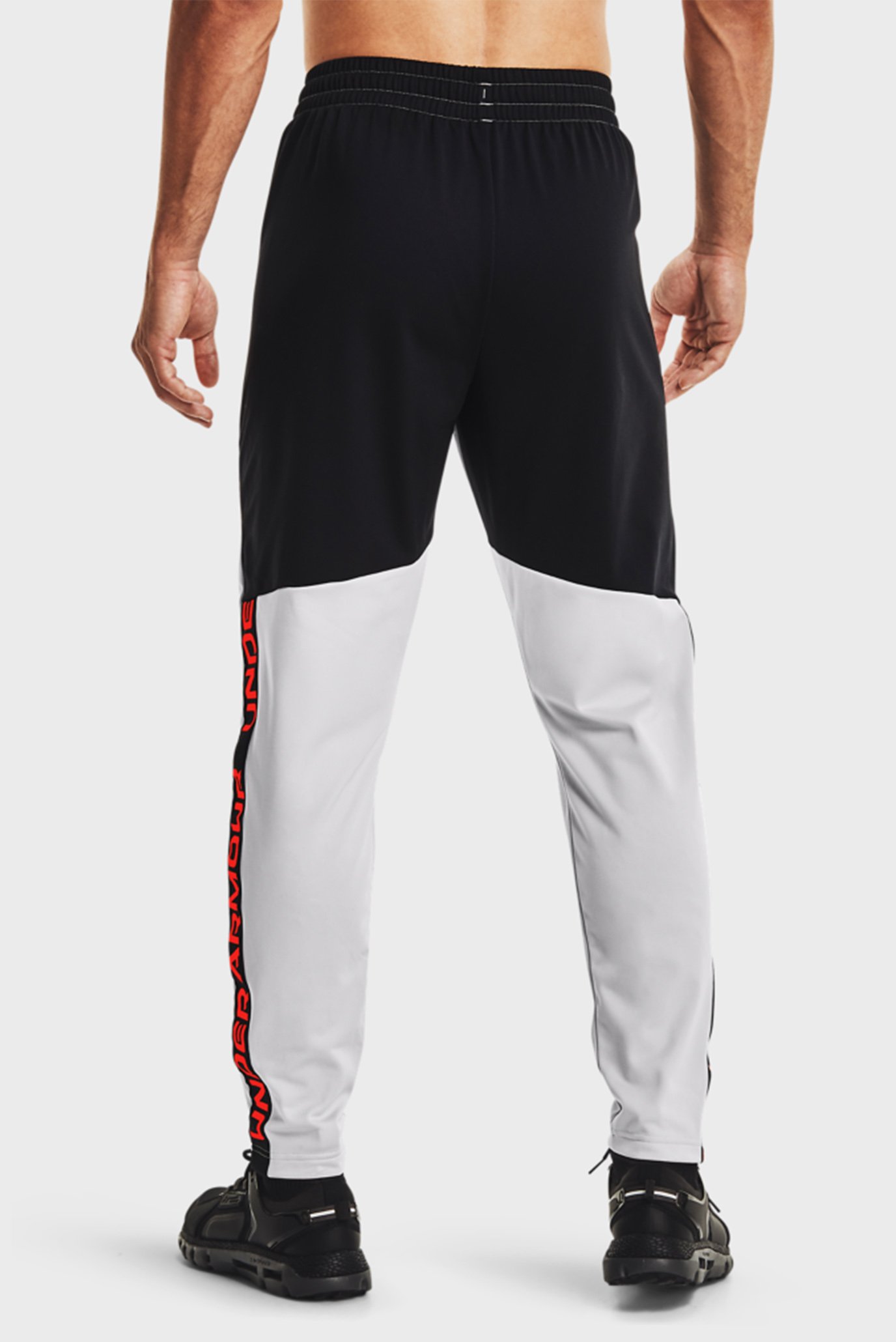 Мужские светло-серые спортивные брюки UA TRICOT FASHION TRACK PANT Under Armour Мужские светло-серые спортивные брюки UA TRICOT FASHION TRACK PANT 10