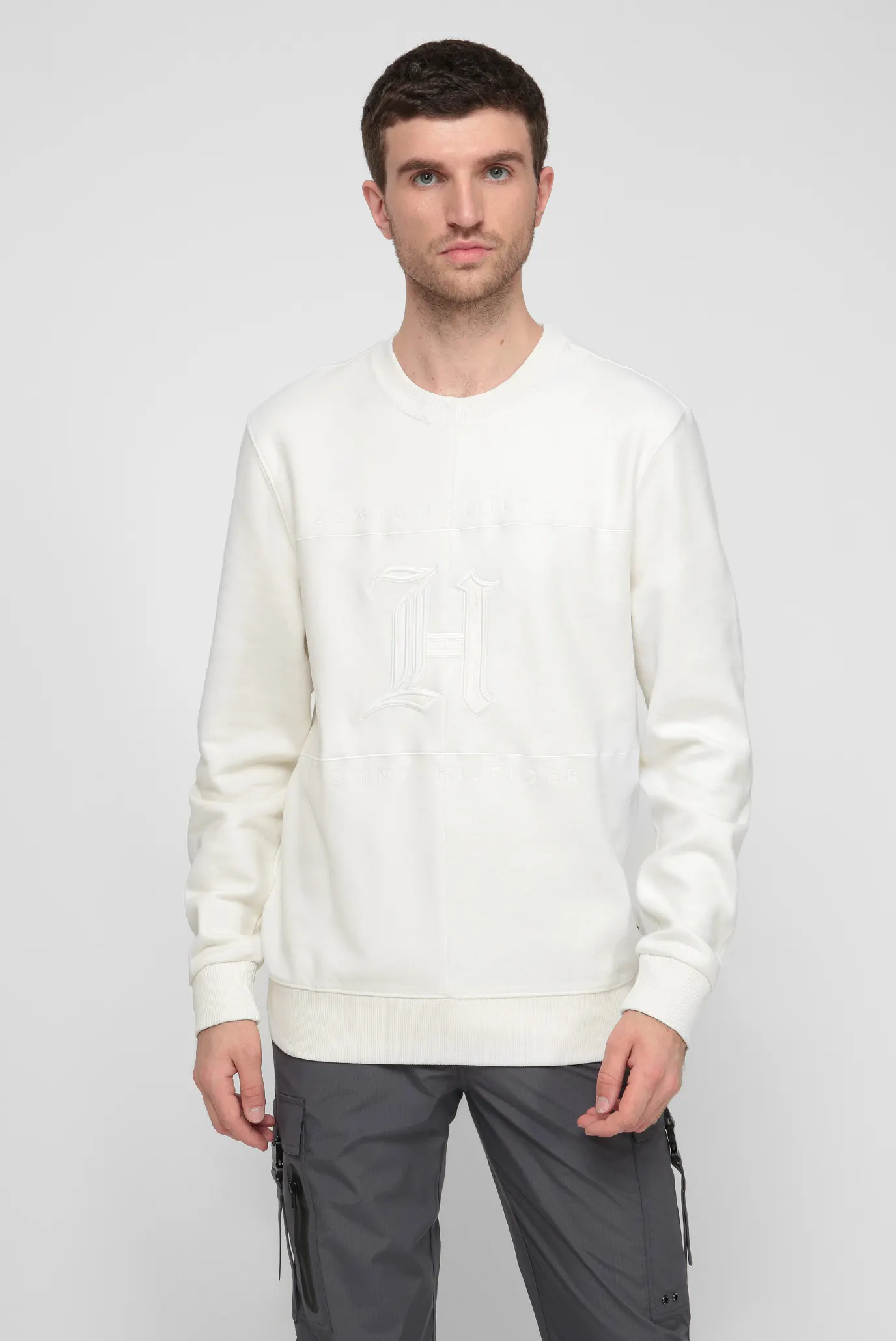 Мужской белый свитшот Lewis Hamilton TONAL FLEECE CREW NECK 6
