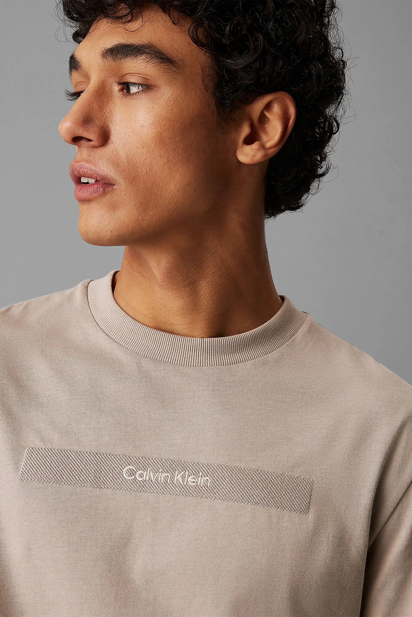 Футболка STRUCTURED EMBROIDERY T-SHIRT 4