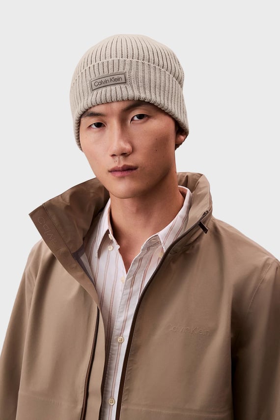 Шапка PATCH CHUNKY RIB COTTON BEANIE Шапка PATCH CHUNKY RIB COTTON BEANIE