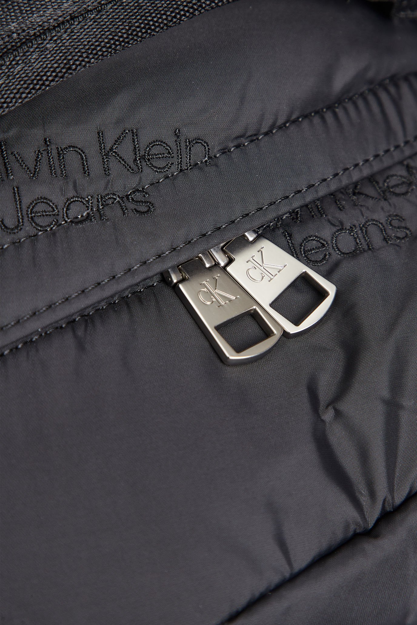 Мужской черный рюкзак SPORT ESSENTIALS CAMPUS BP44 P 6