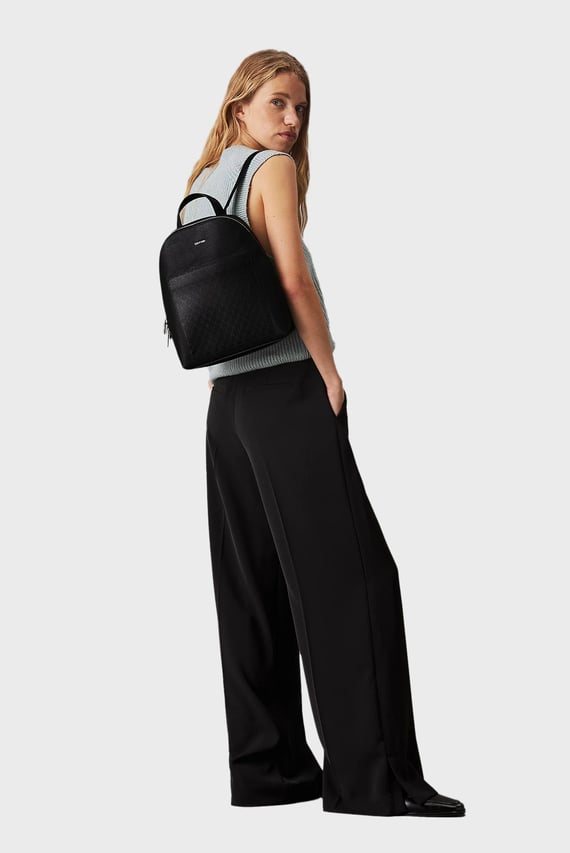 Женский черный рюкзак CK MUST DOME BACKPACK_MONO