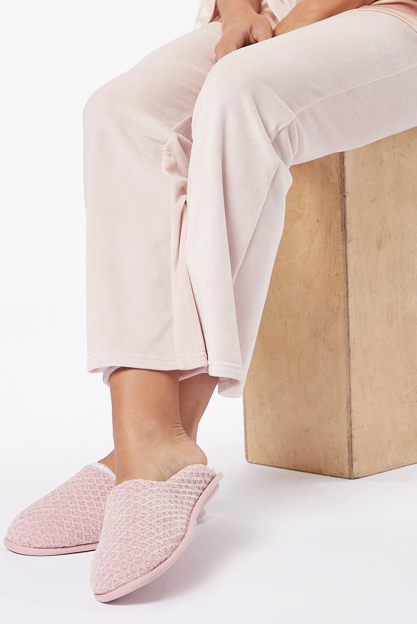 Тапки домашние MANNA - MULES 5