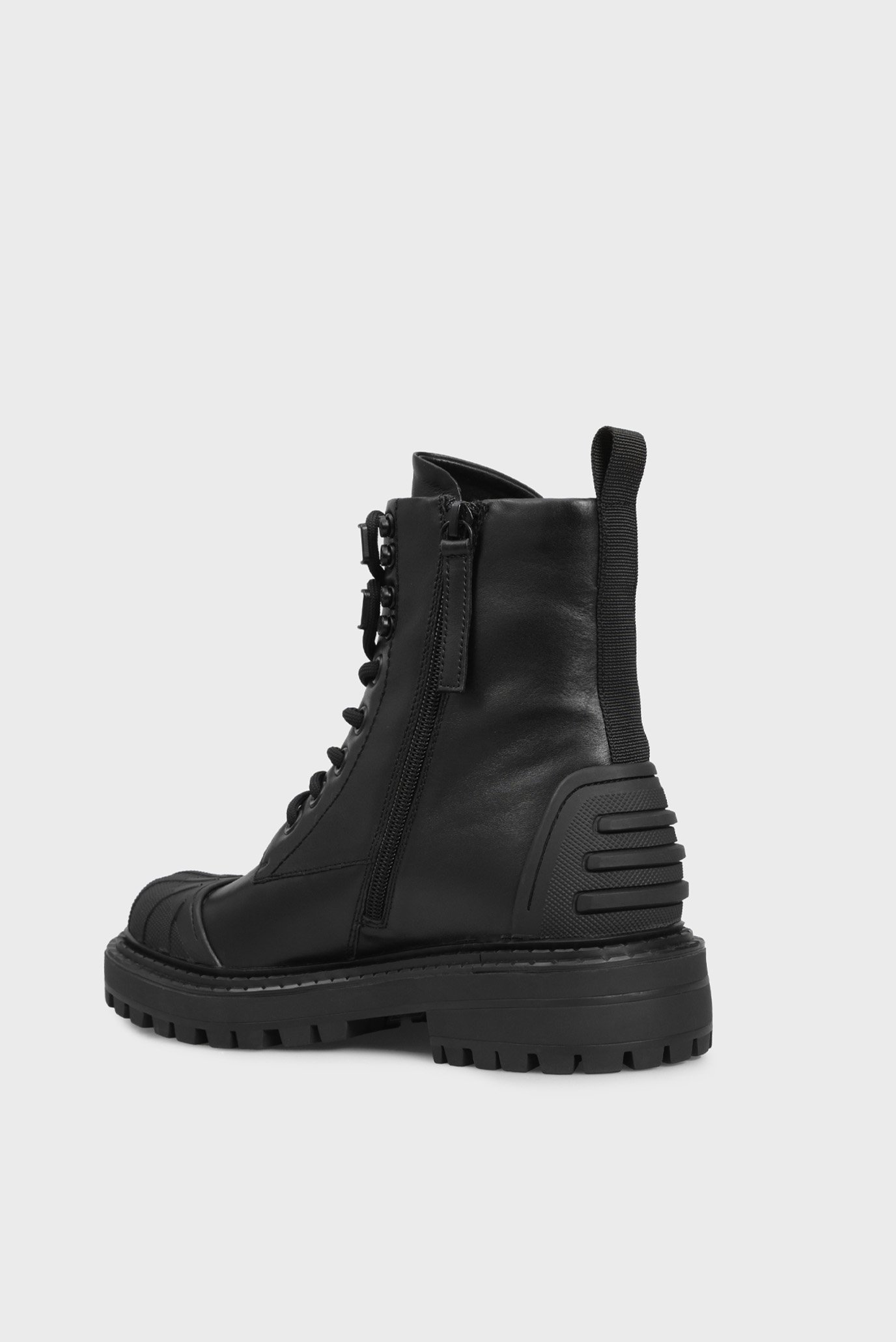 Женские черные кожаные ботинки Lynette 8