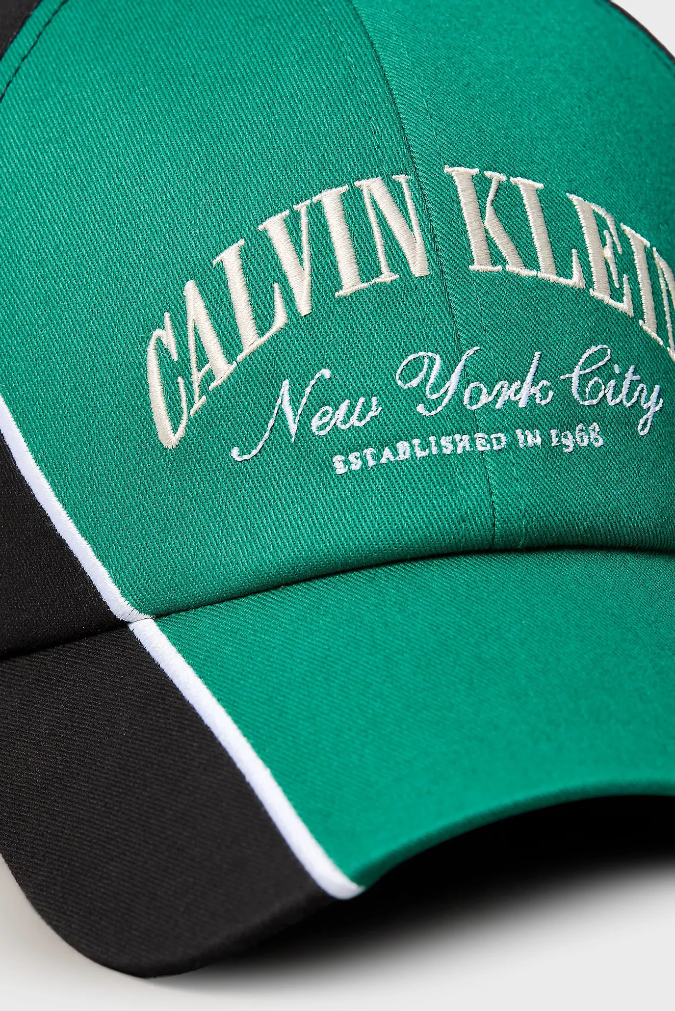 Кепка TWO TONE SEASONAL GRAPHIC CAP 4