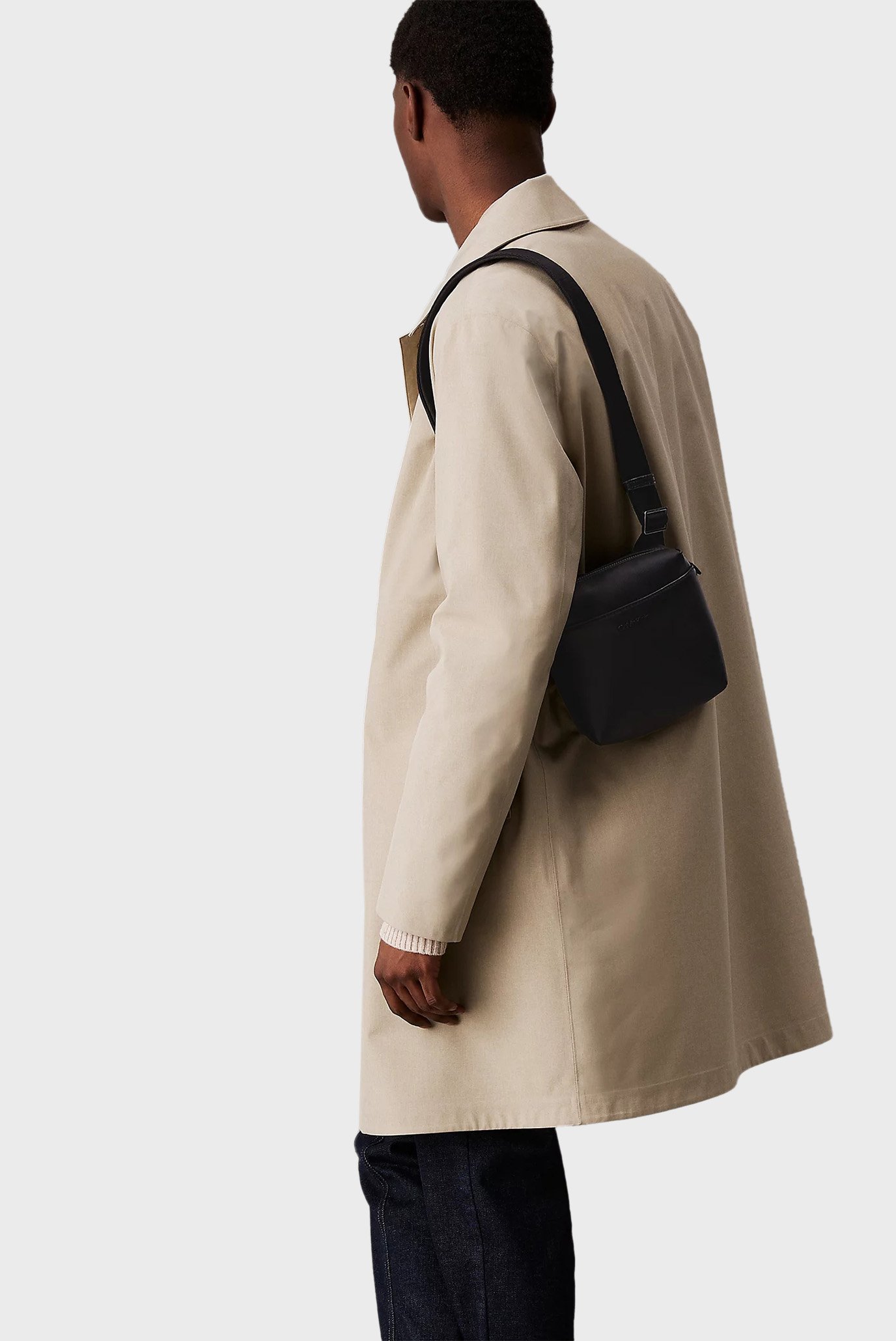 Мужская черная сумка CLEAN ESSENTIAL CUBE REPORTER 2