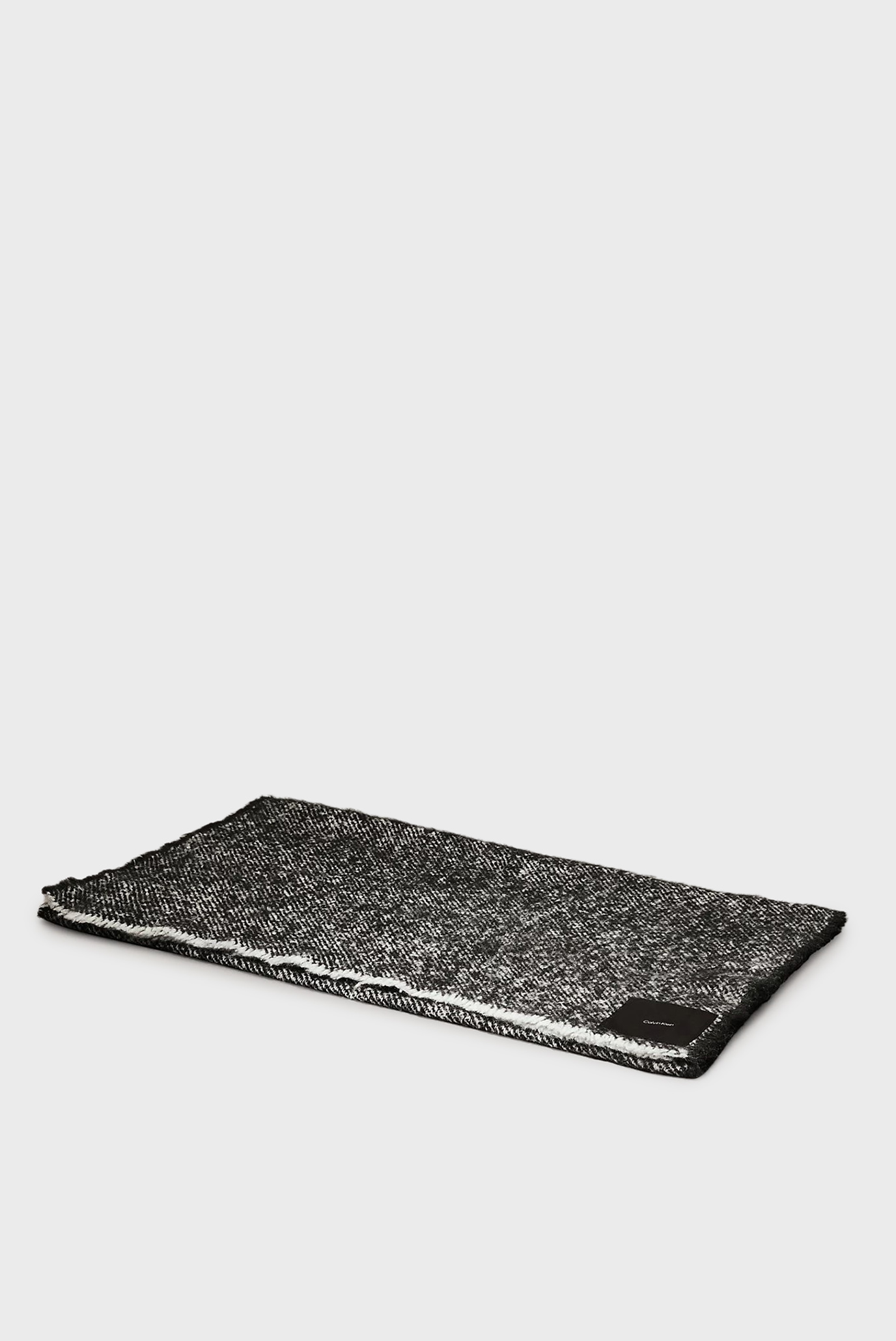 Женский черный шарф CONCRETE WOOL BLANKET 3