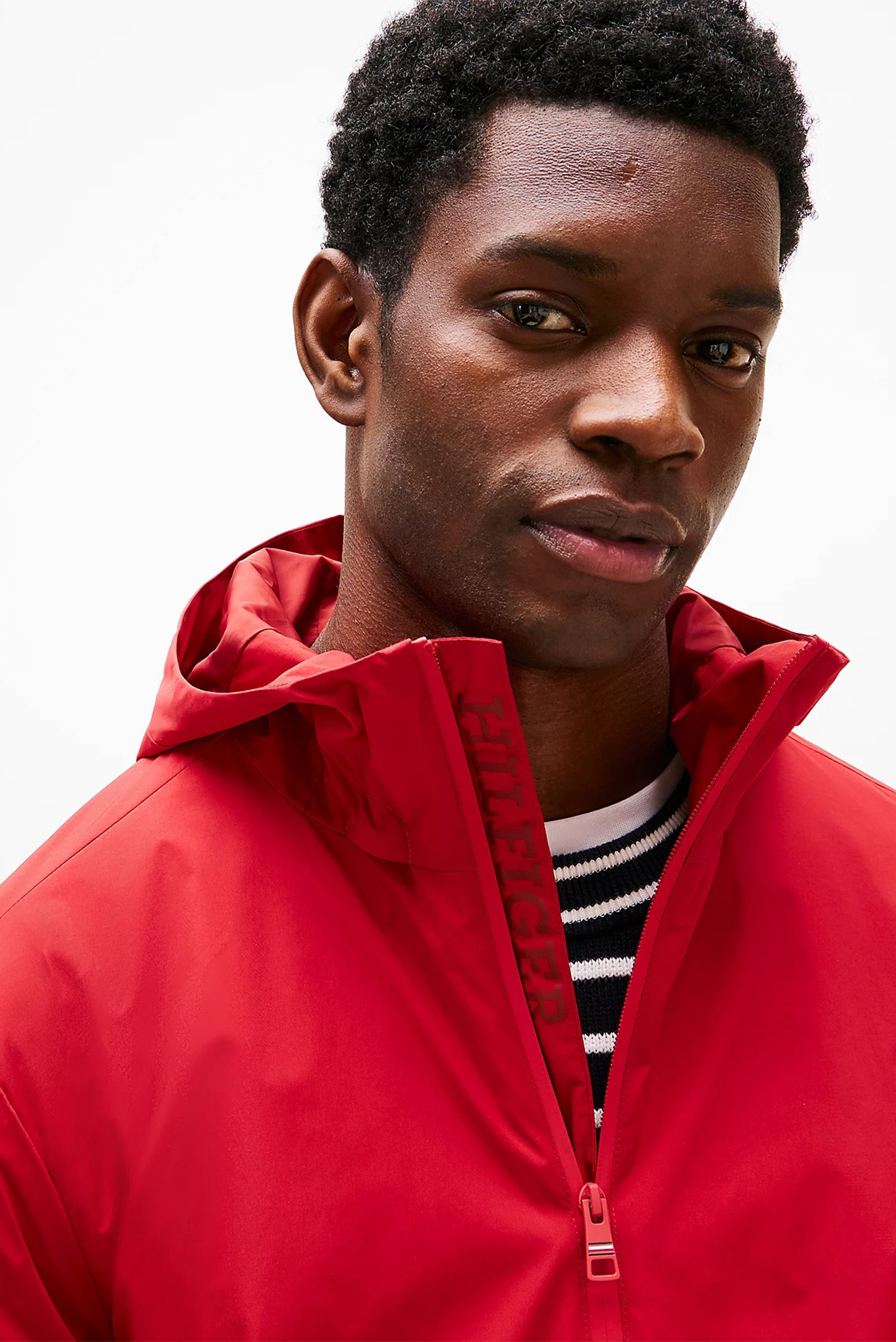 Ветровка BRANDED HOODED JACKET 2