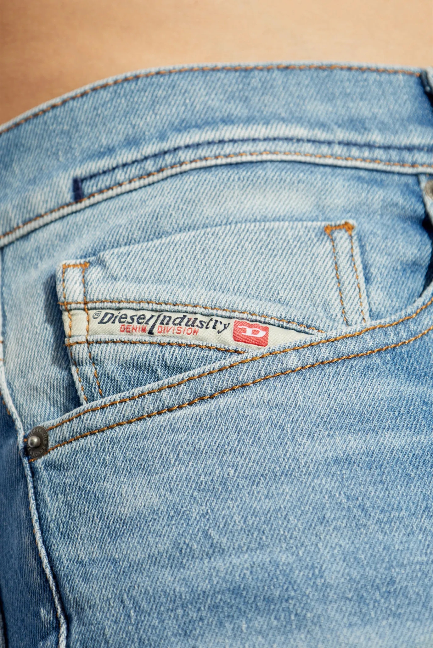 Джинсы 2023 D-FINITIVE L.32 PANTALONI 4