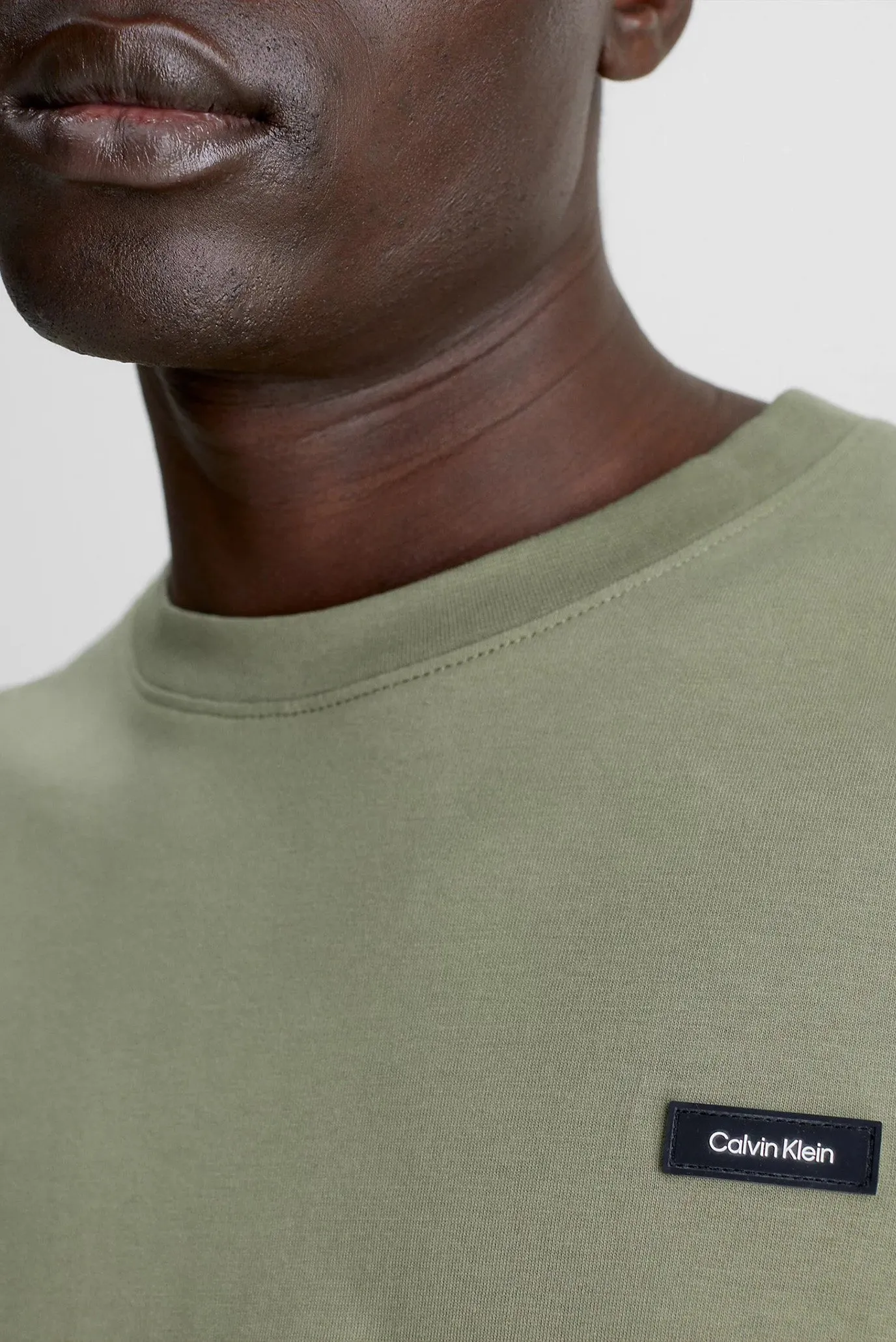 Мужская оливковая футболка COTTON COMFORT FIT 4