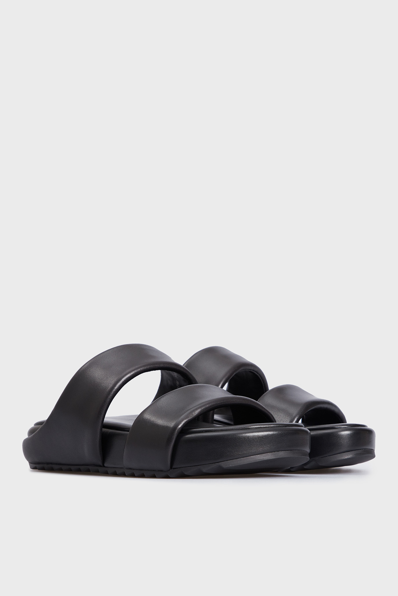 Женские черные кожаные слайдеры Cody 7