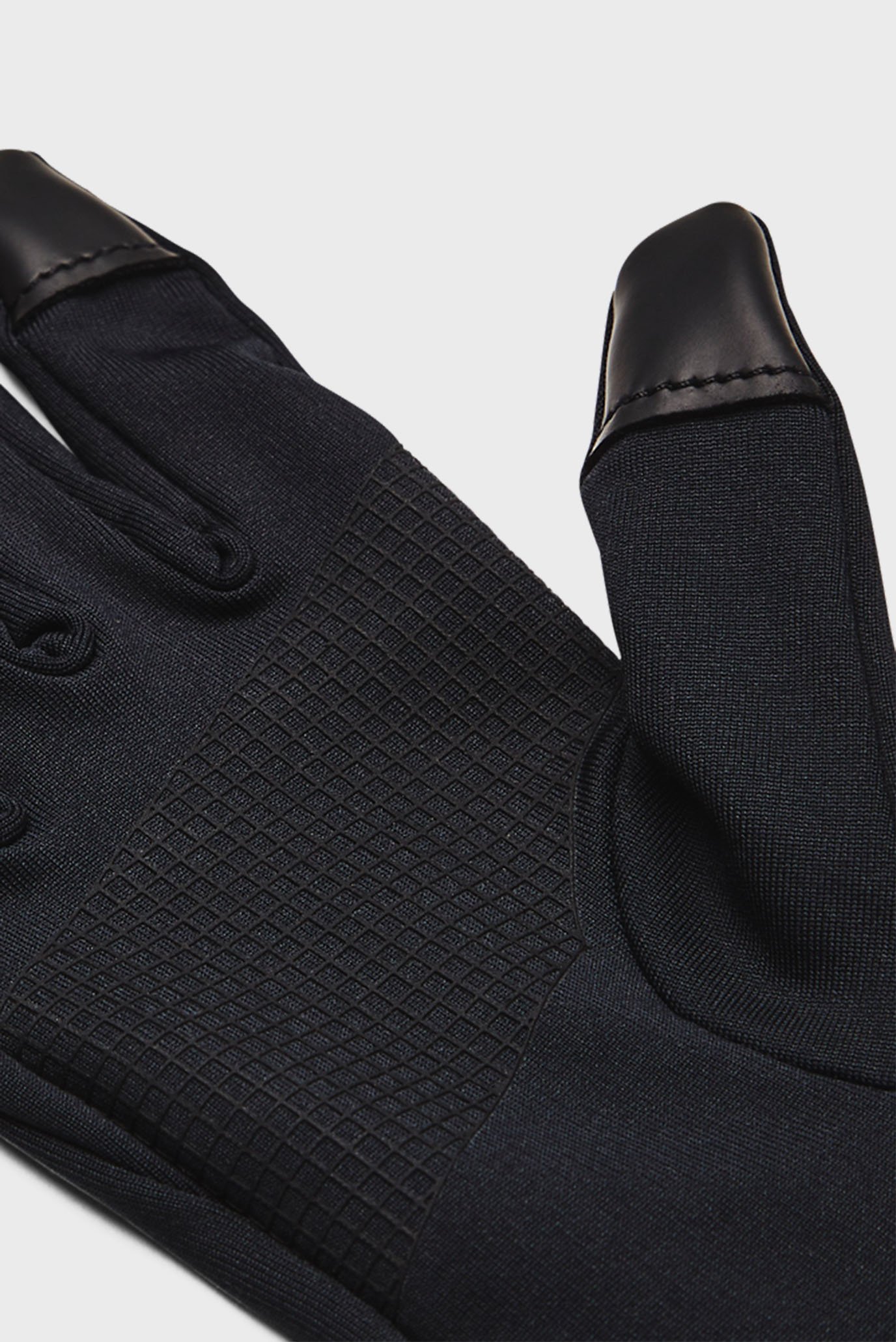 Женские черные перчатки UA Storm Liner 3