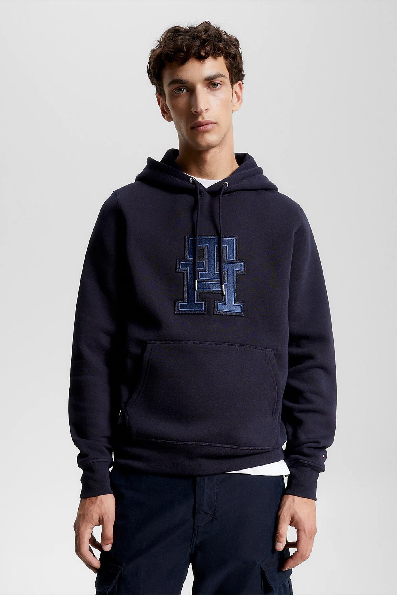 Худи MONOGRAM APPLIQUE HOODY 1