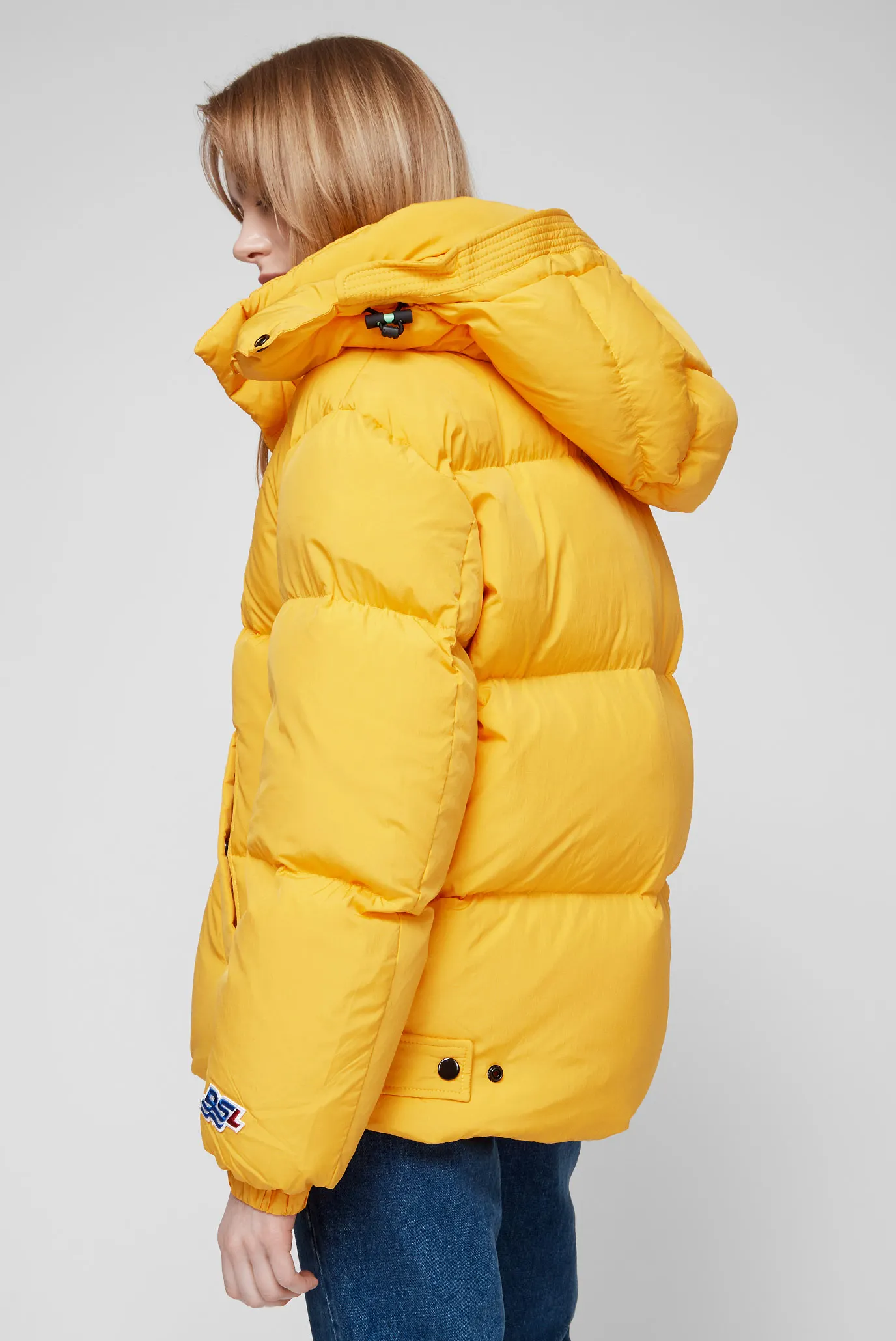 Женский желтый пуховик W-ROLF 9