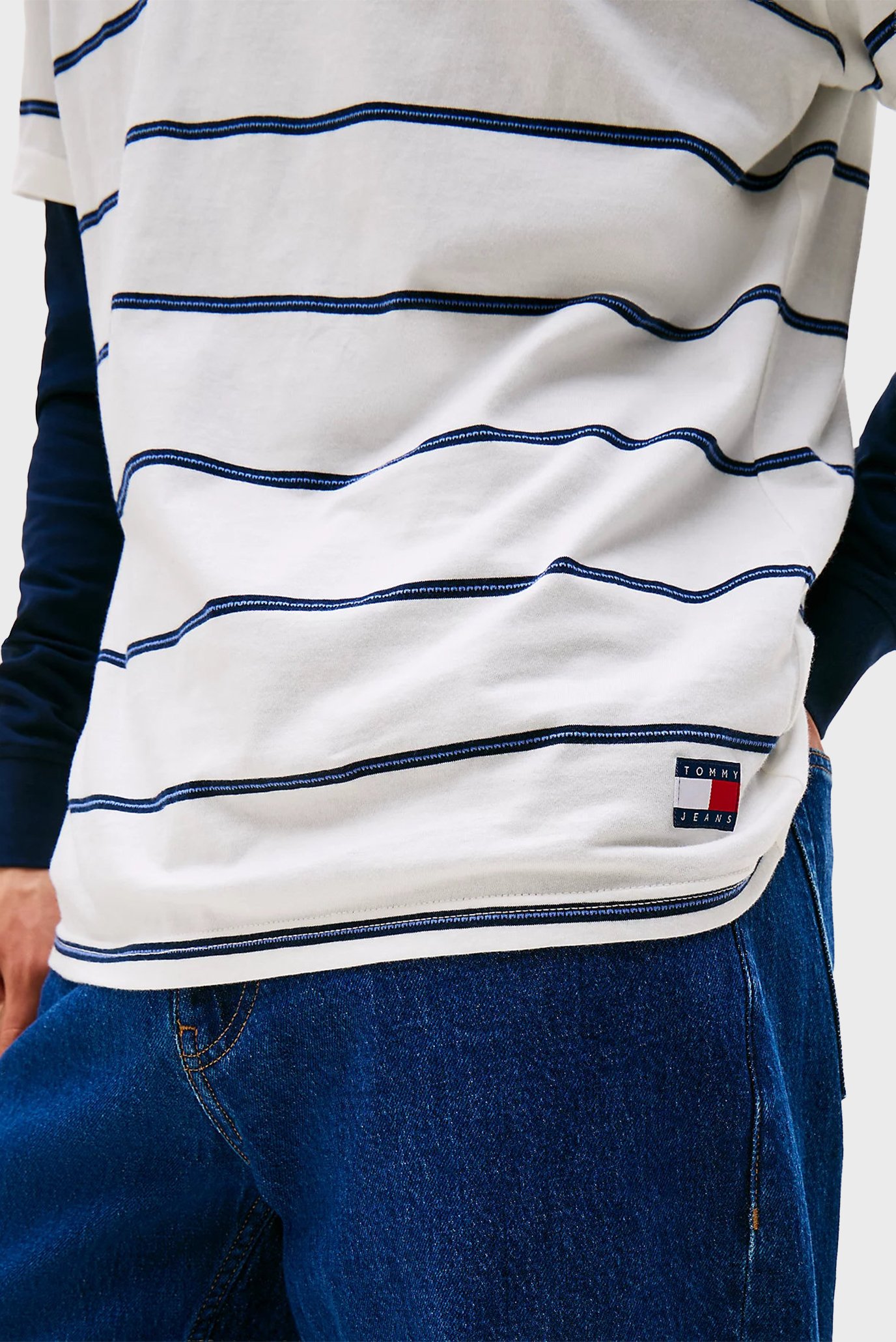 Футболка TJM REG TEXTURED STRIPE BADGE T 4