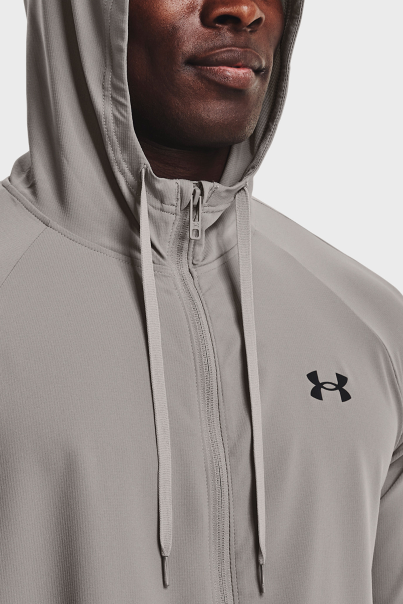 Джемпер UA Wvn Perforated Wndbreaker 10