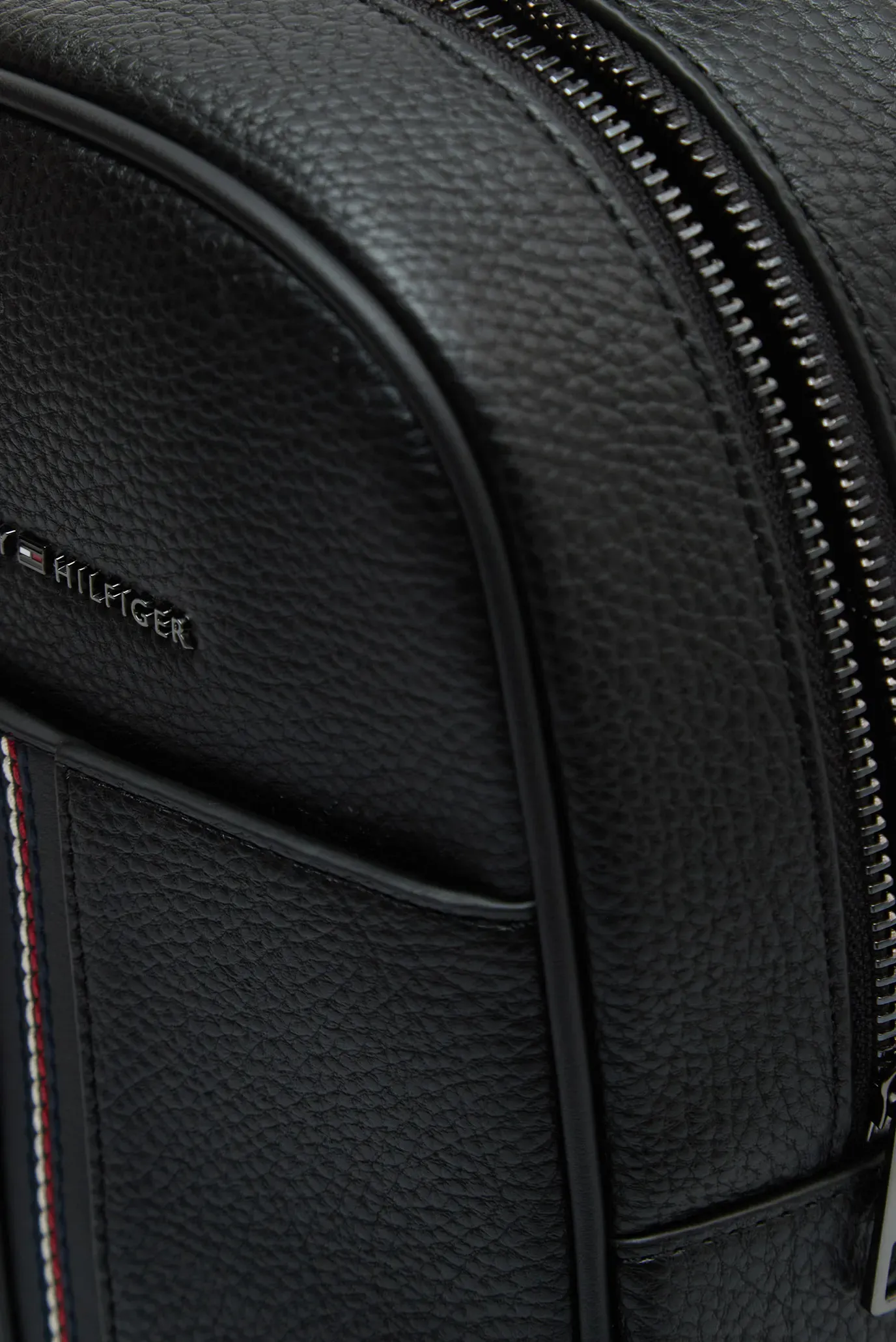 Сумка TH CENTRAL SLINGPACK 5