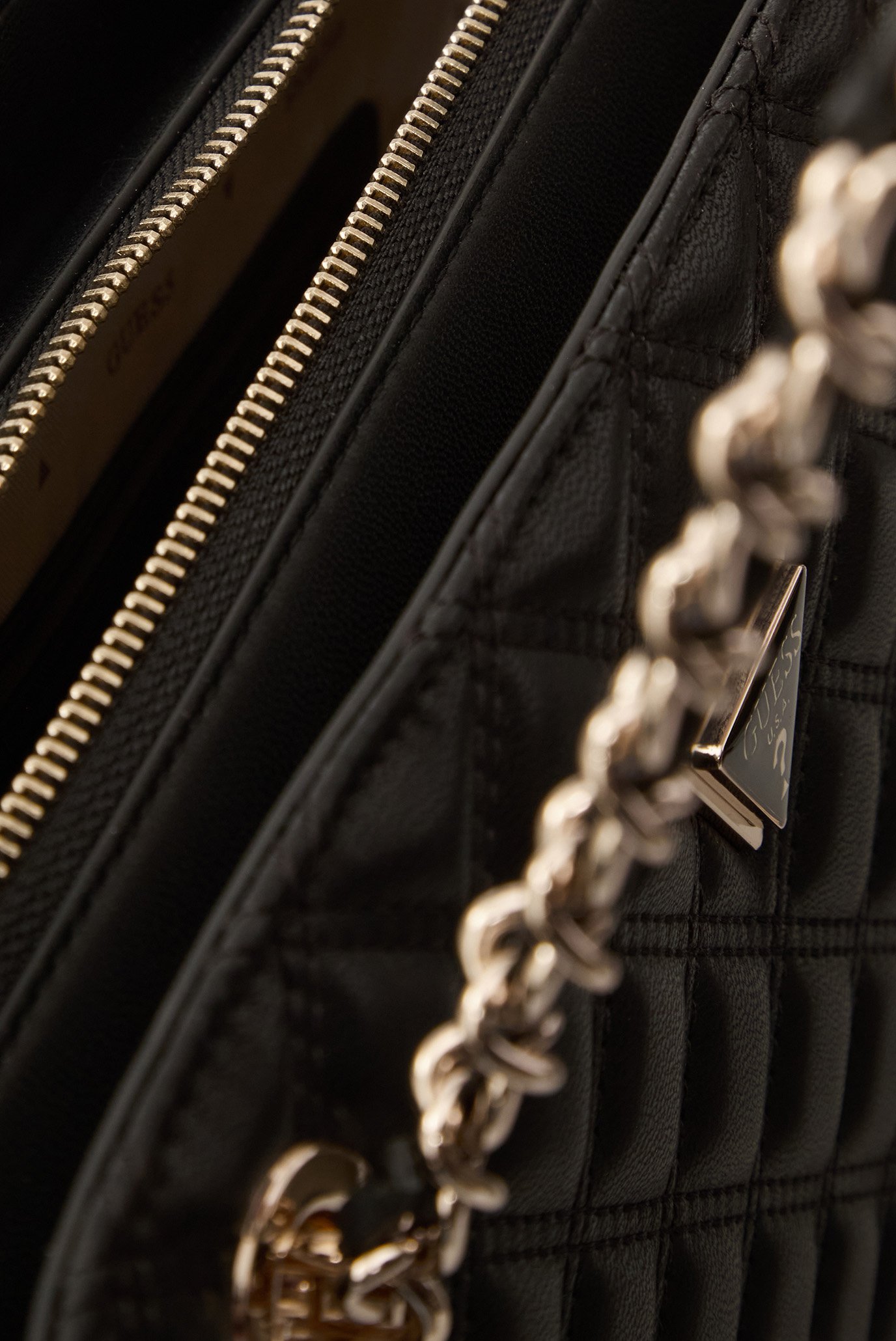 Сумка GIULLY II LARGE TOTEGuess Сумка GIULLY II LARGE TOTE 5