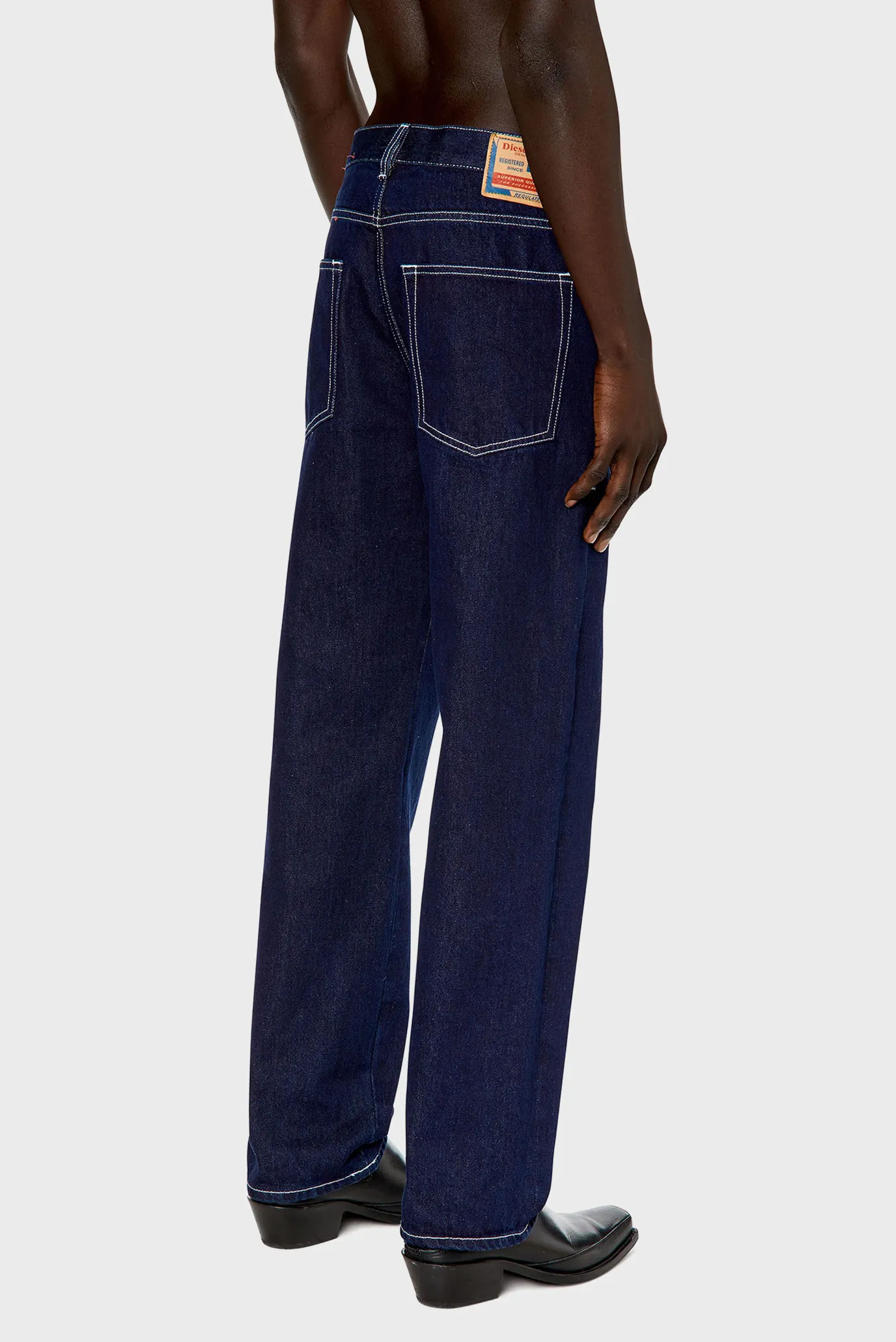 Джинсы 2010 L.32 TROUSERS 3