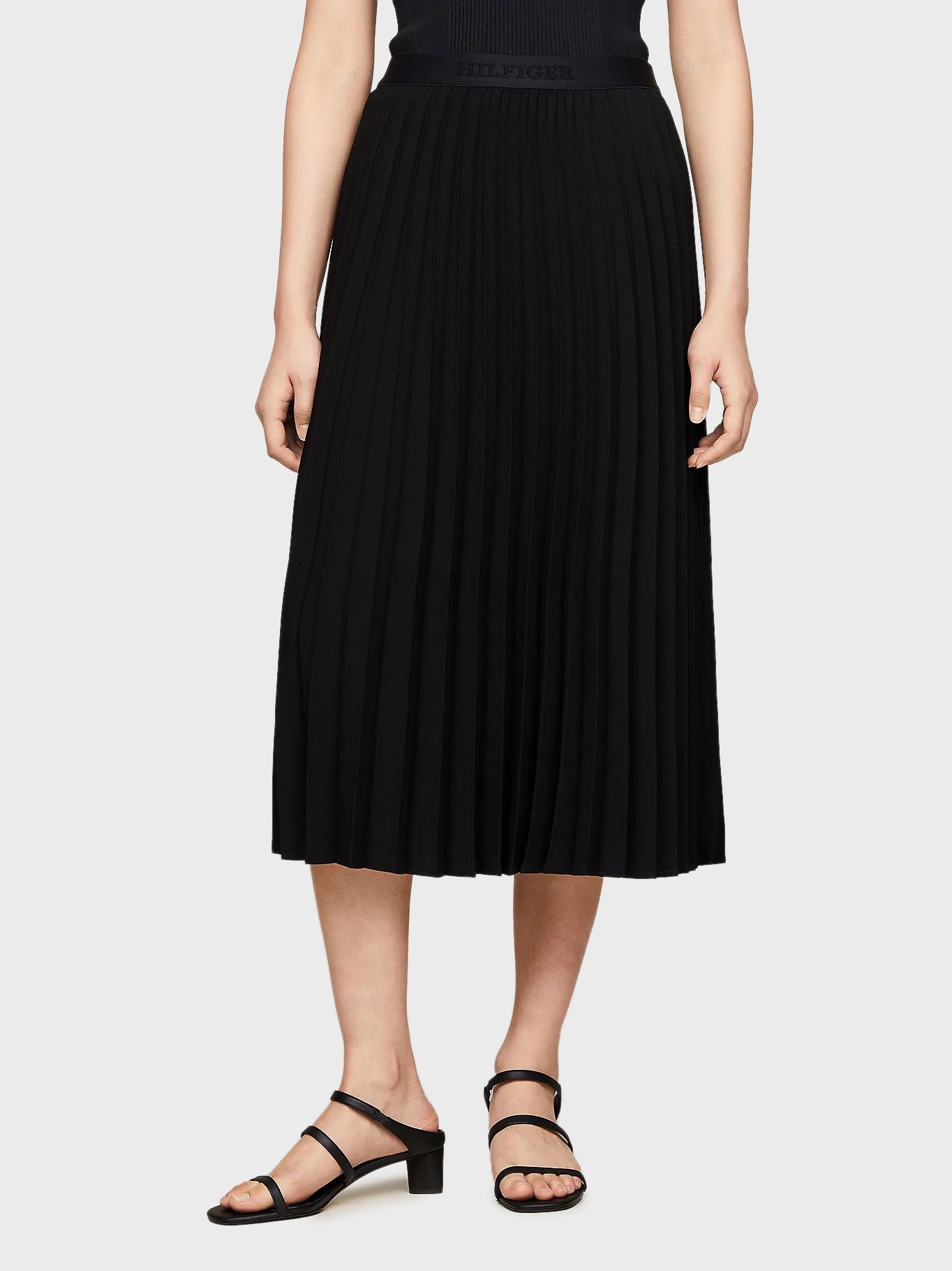 Женская черная плиссированная юбка FLUID PLEATED MIDI SKIRT 1