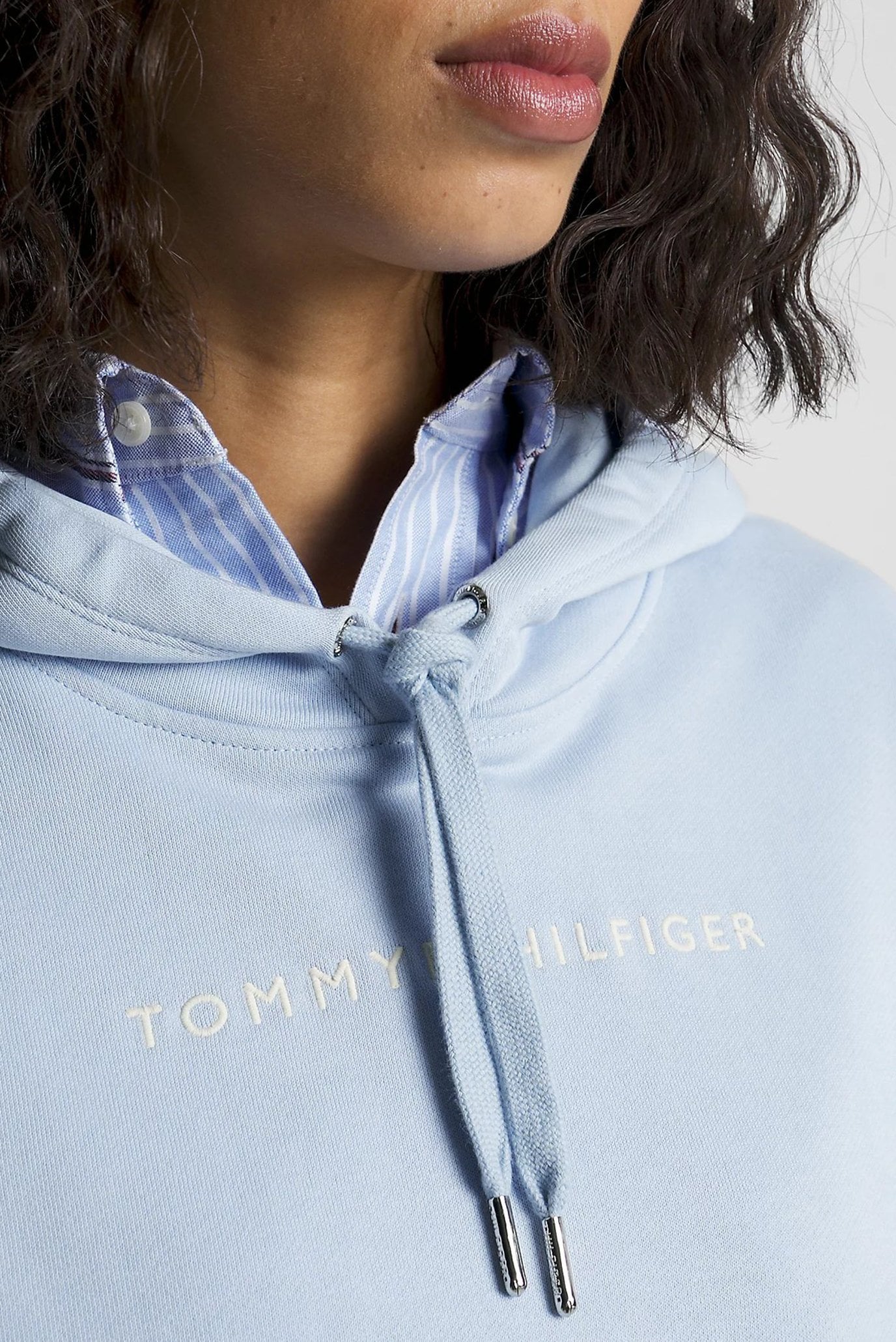 Худи REG FROSTED CORP LOGO HOODIE 5