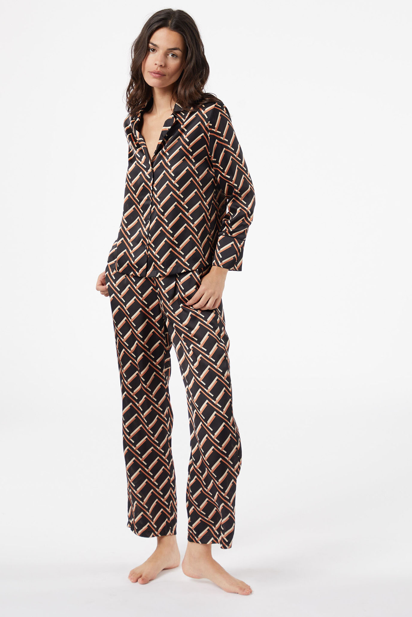 Женская черная рубашка с узором JENET 2