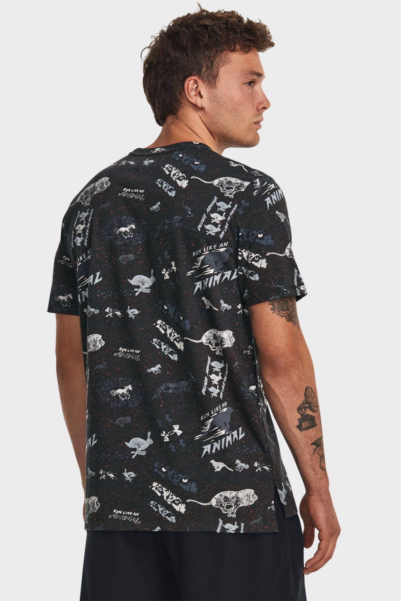 Футболка UA RUN LIKE A TEE 3