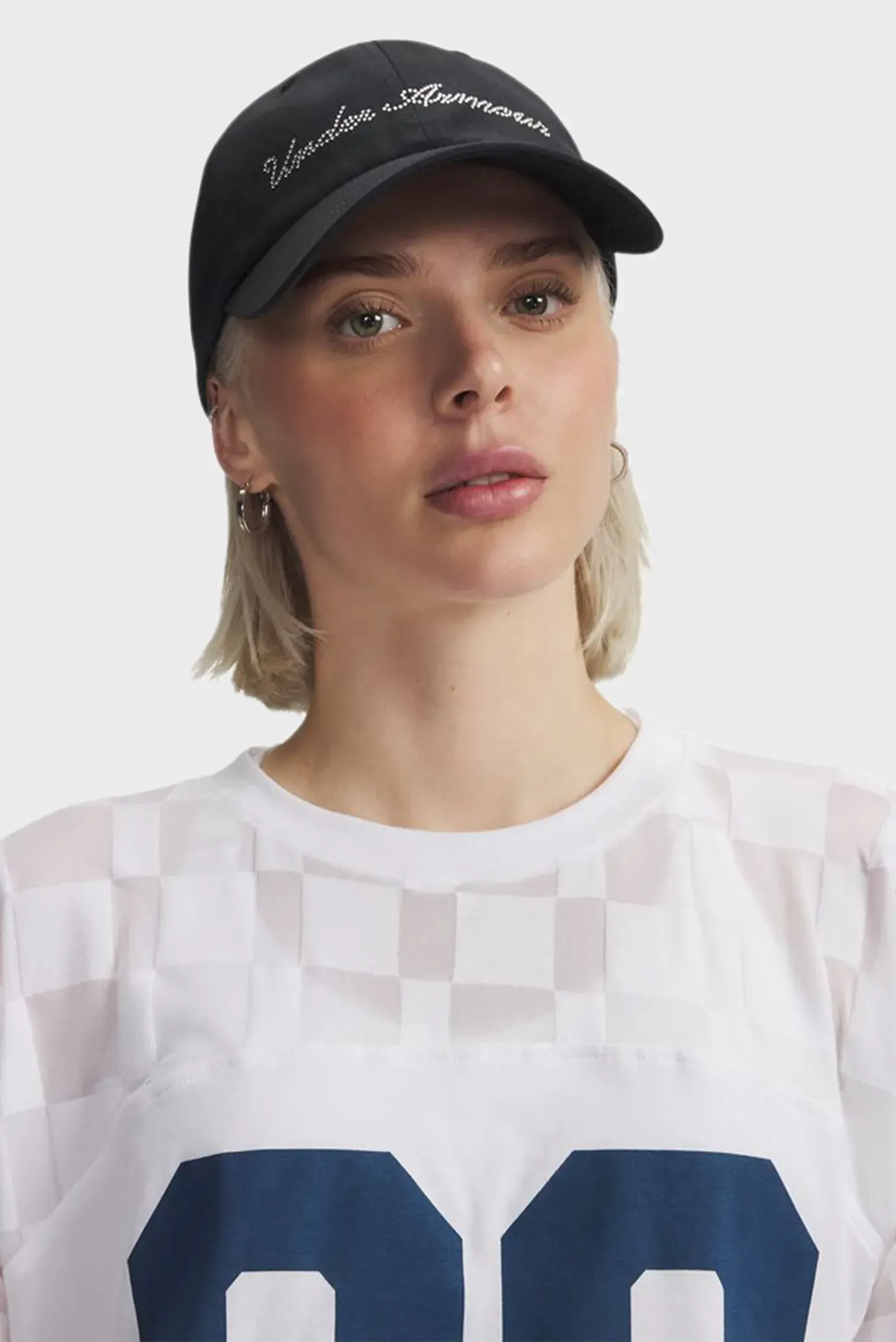 Кепка W ESSENTIAL LOW ADJ 2