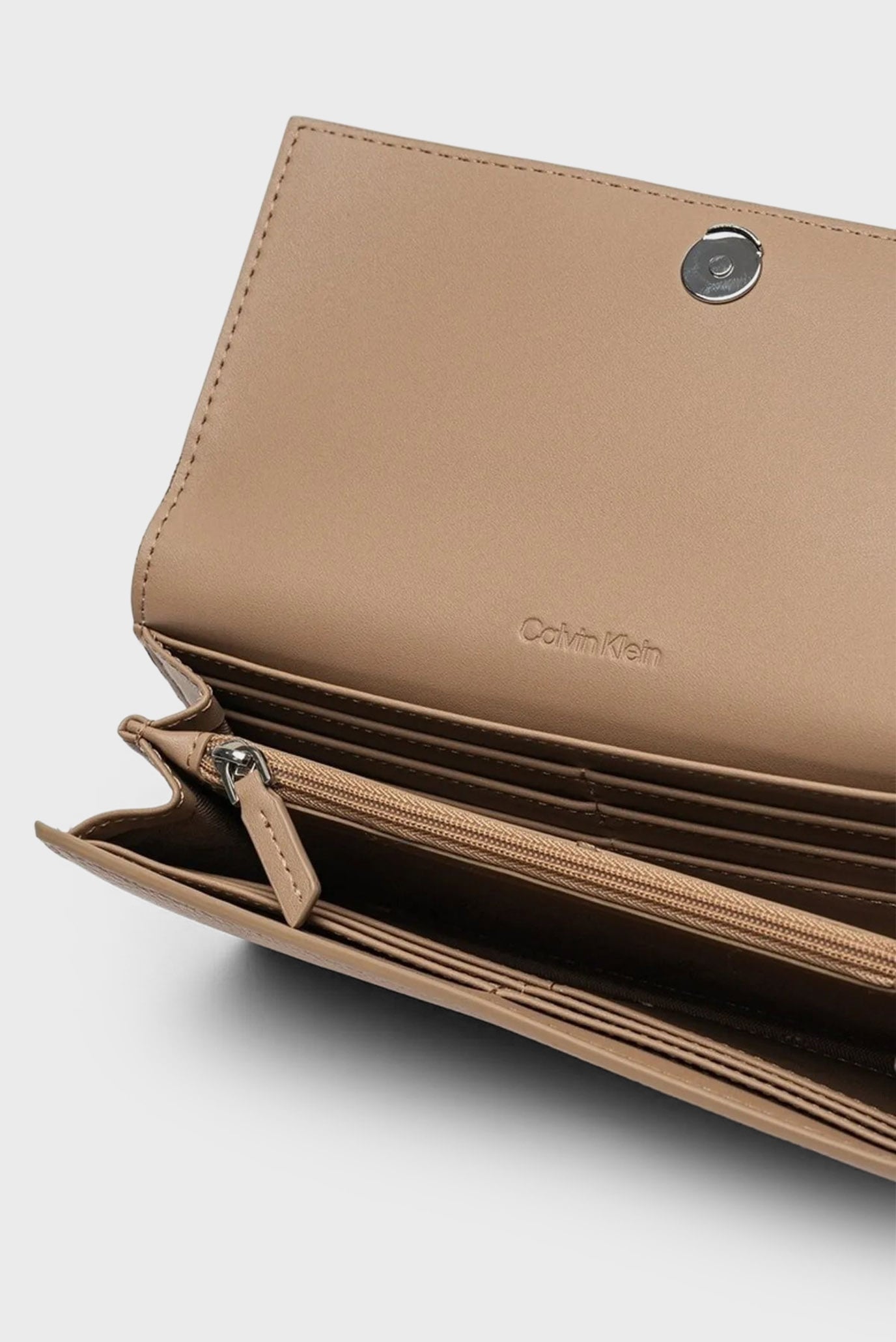Кошелек CK PLAQUE LARGE TRIFOLD 3