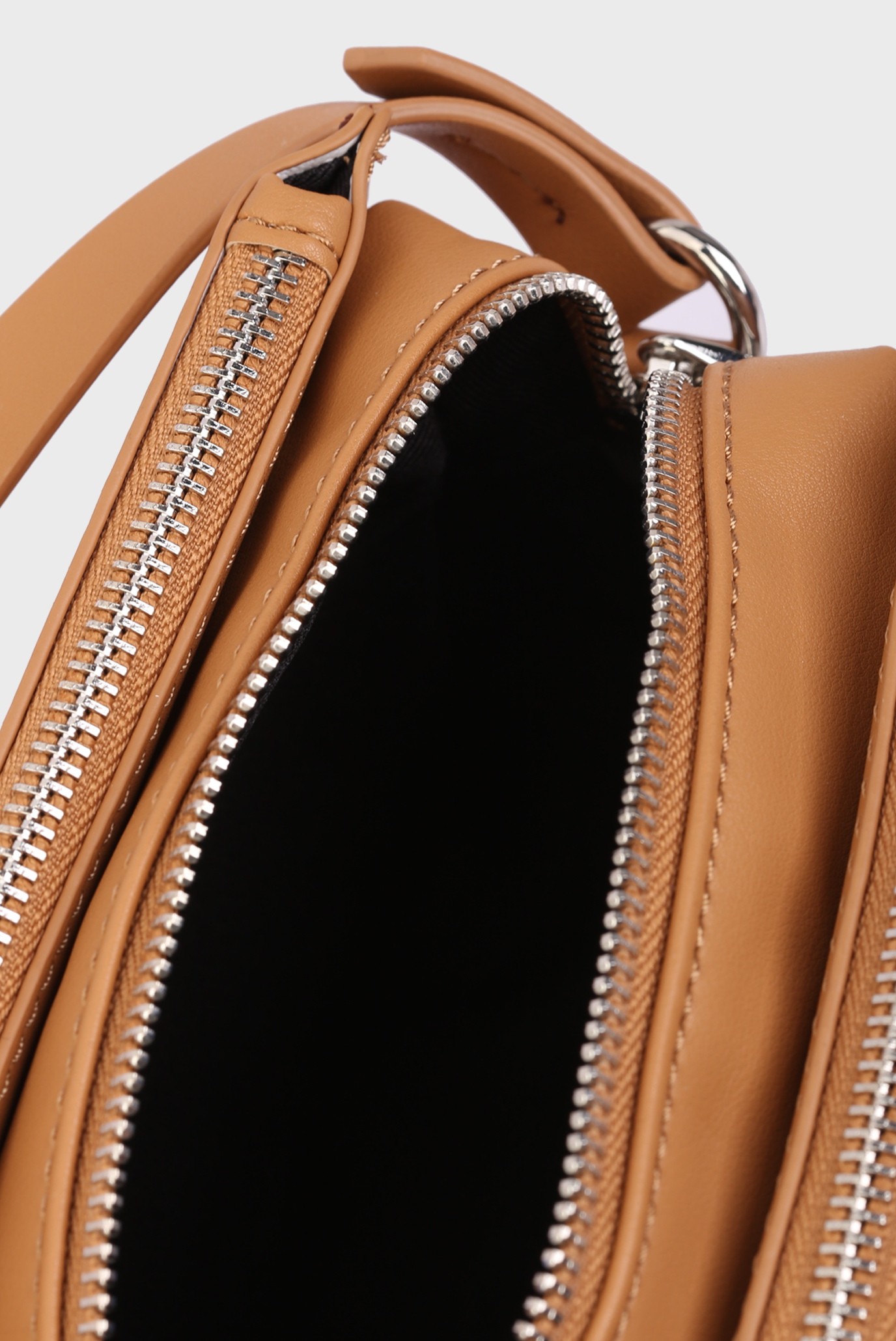 Сумка RAEKendall + Kylie Сумка RAE 5