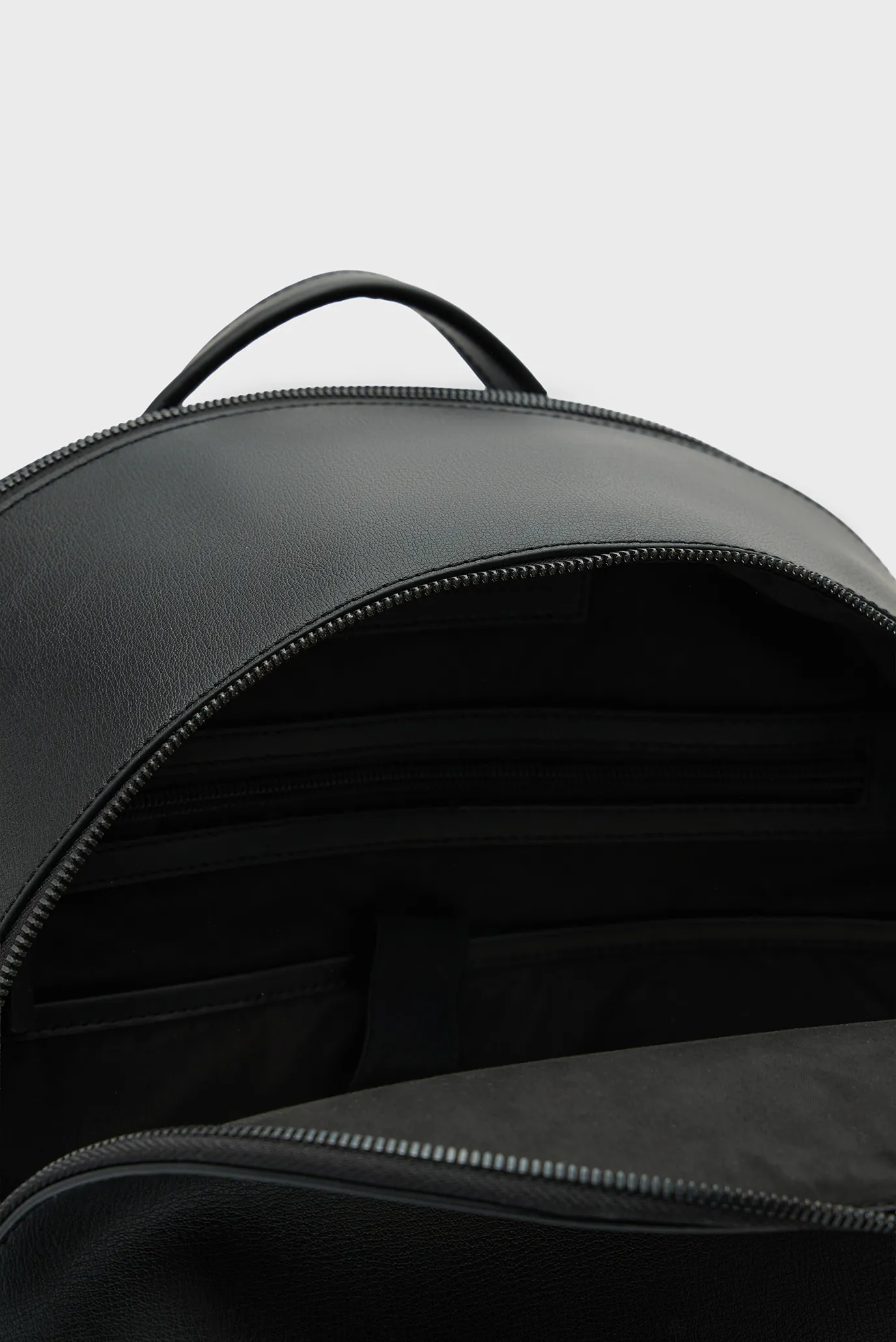 Рюкзак TH BUSINESS LEATHER BACKPACK 6