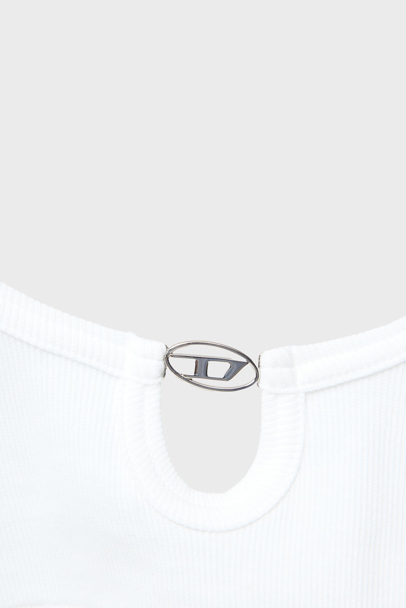 Топ UFSB-OVAL-D-RIB-BRALETTE REGGISENO 4