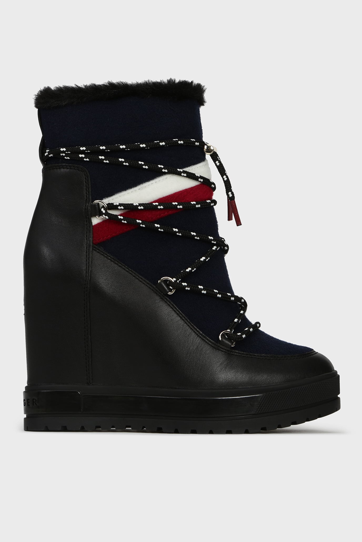 Женские черные кожаные ботильоны 6