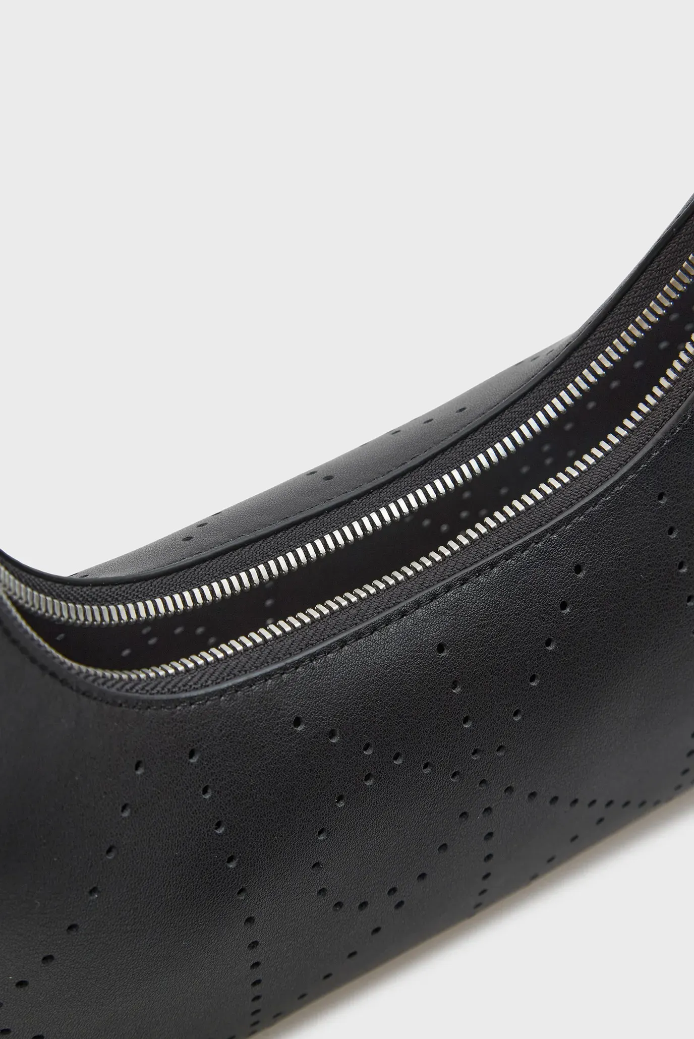 Сумка EMBLEM AOP PERFOR LTHR BAG 6