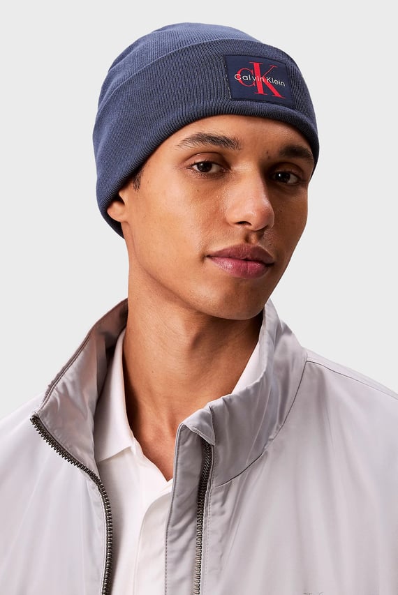 Шапка MONOLOGO PATCH BEANIE