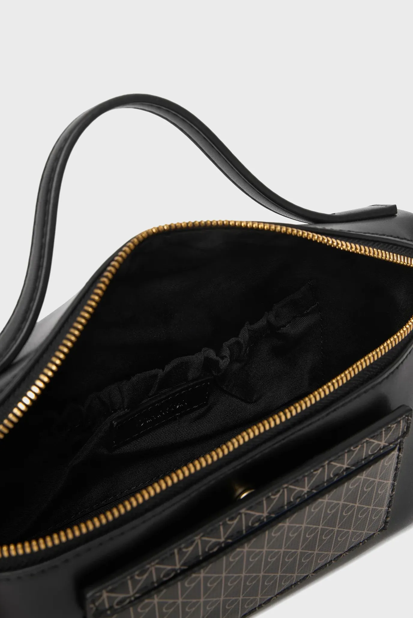 Косметичка EMBLEM AOP BEAUTY CASE GIFTSET 5