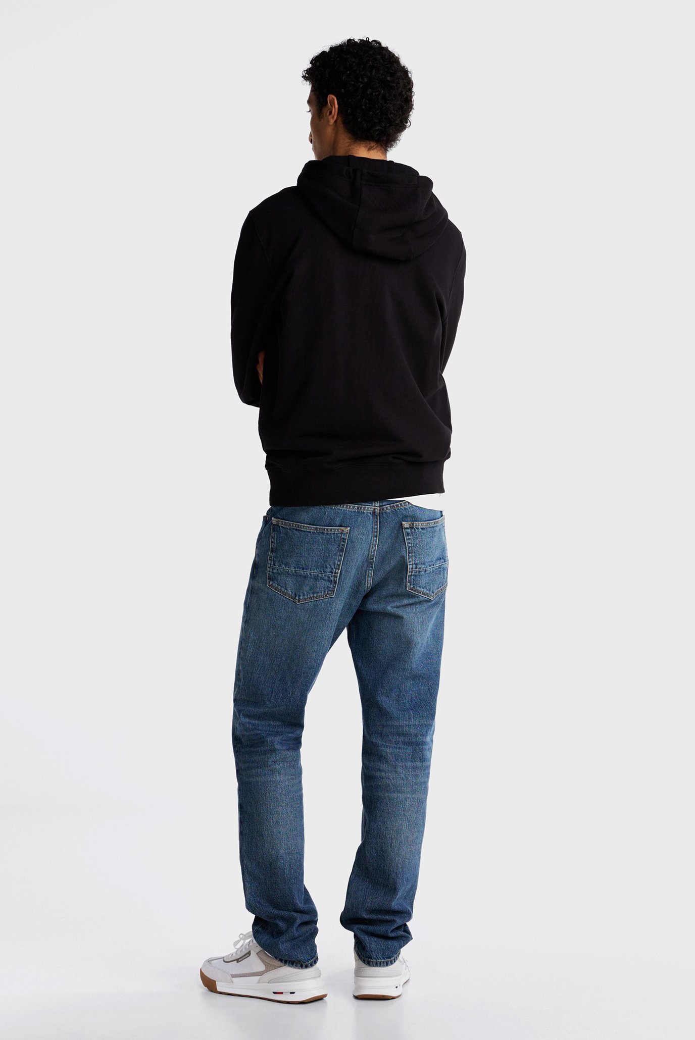 Мужское черное худи ESSENTIAL TERRYTommy Hilfiger Мужское черное худи ESSENTIAL TERRY 3