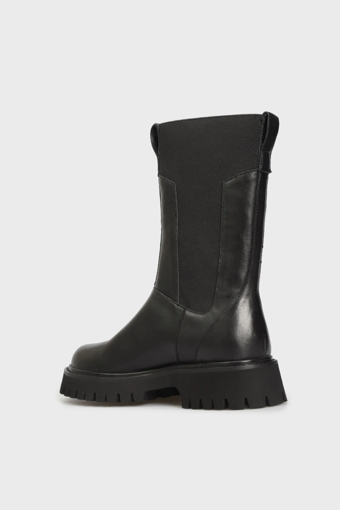 Женские черные кожаные челси Oura 5