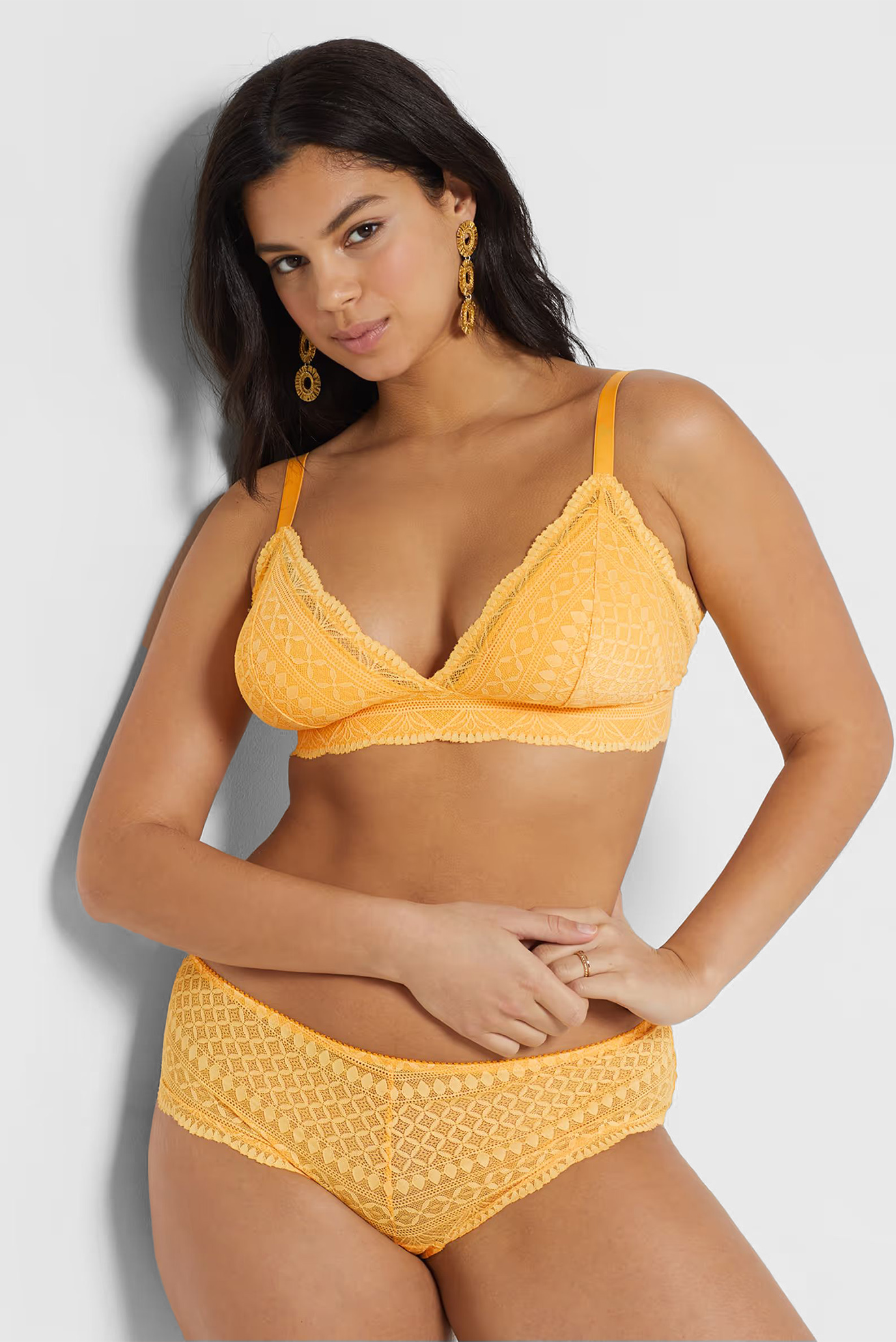 Бюстгальтер IDOLE - N*8 TRIANGLE 4